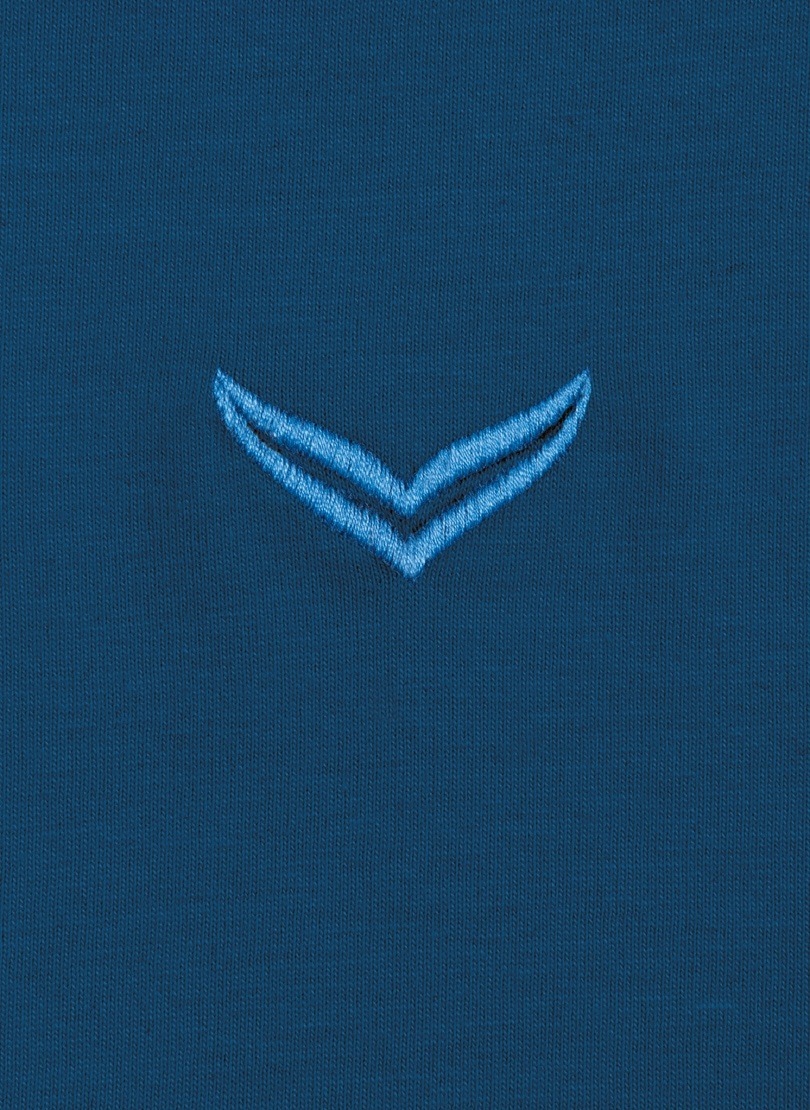 Trigema T-Shirt "TRIGEMA T Shirt aus Biobaumwolle mit V-Ausschnitt" 1 Stk. günstig online kaufen