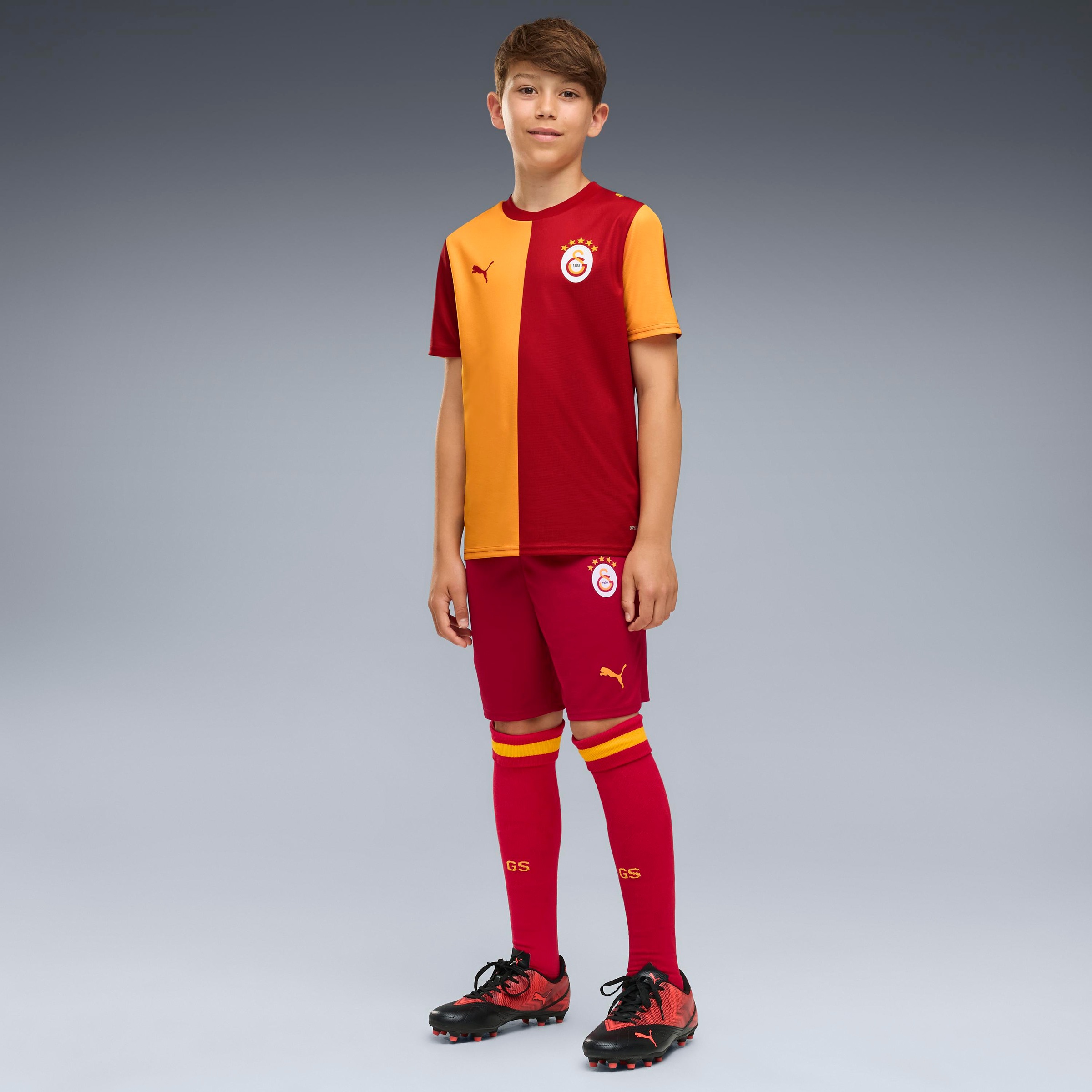 PUMA Trainingsshorts »GSK SHORTS REPLICA JR«  aus Polyester, schnelltrocknend, pflegeleicht