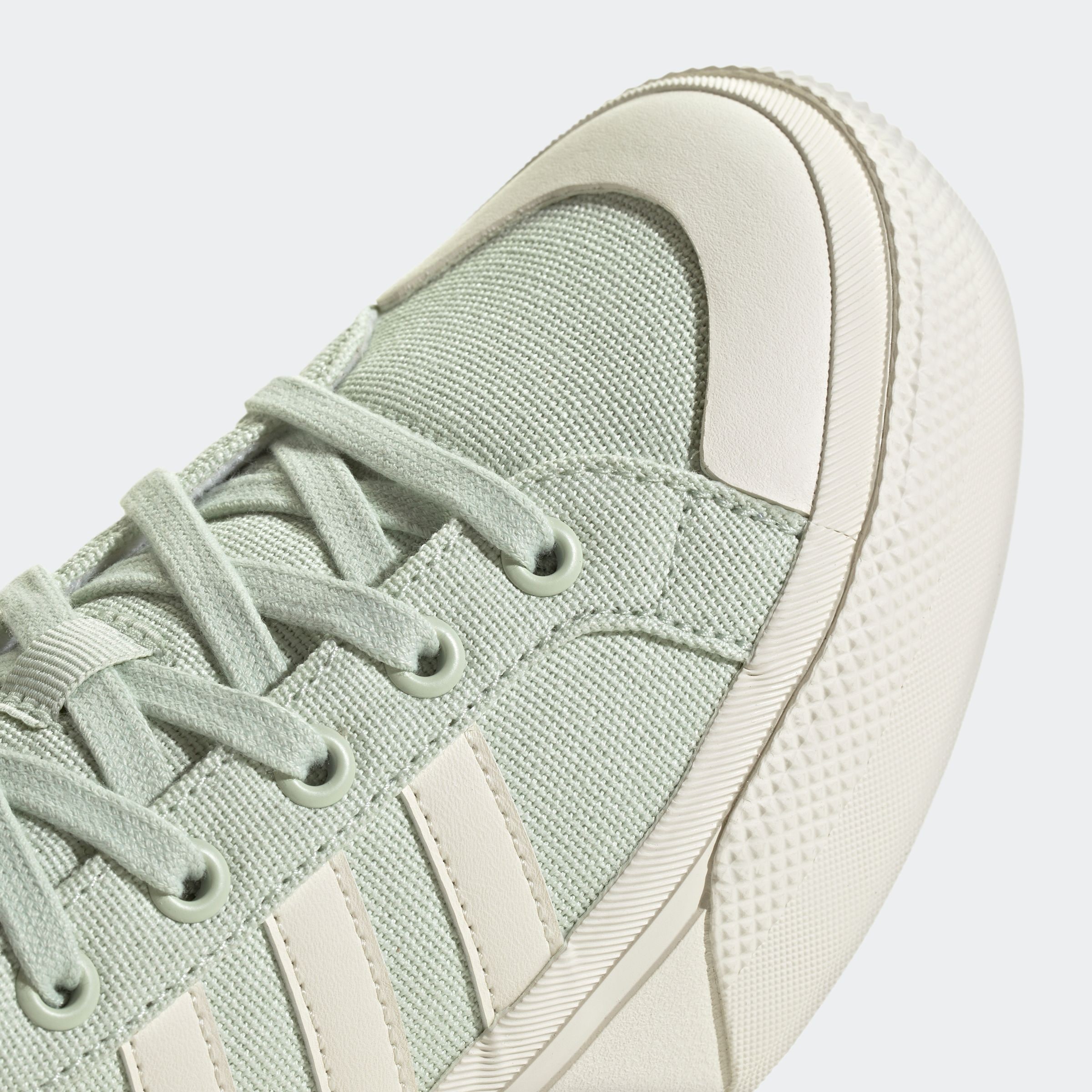 adidas Sportswear Sneaker »BRAVADA 2.0 PLATFORM«, Design auf den Spuren des adidas Nizza