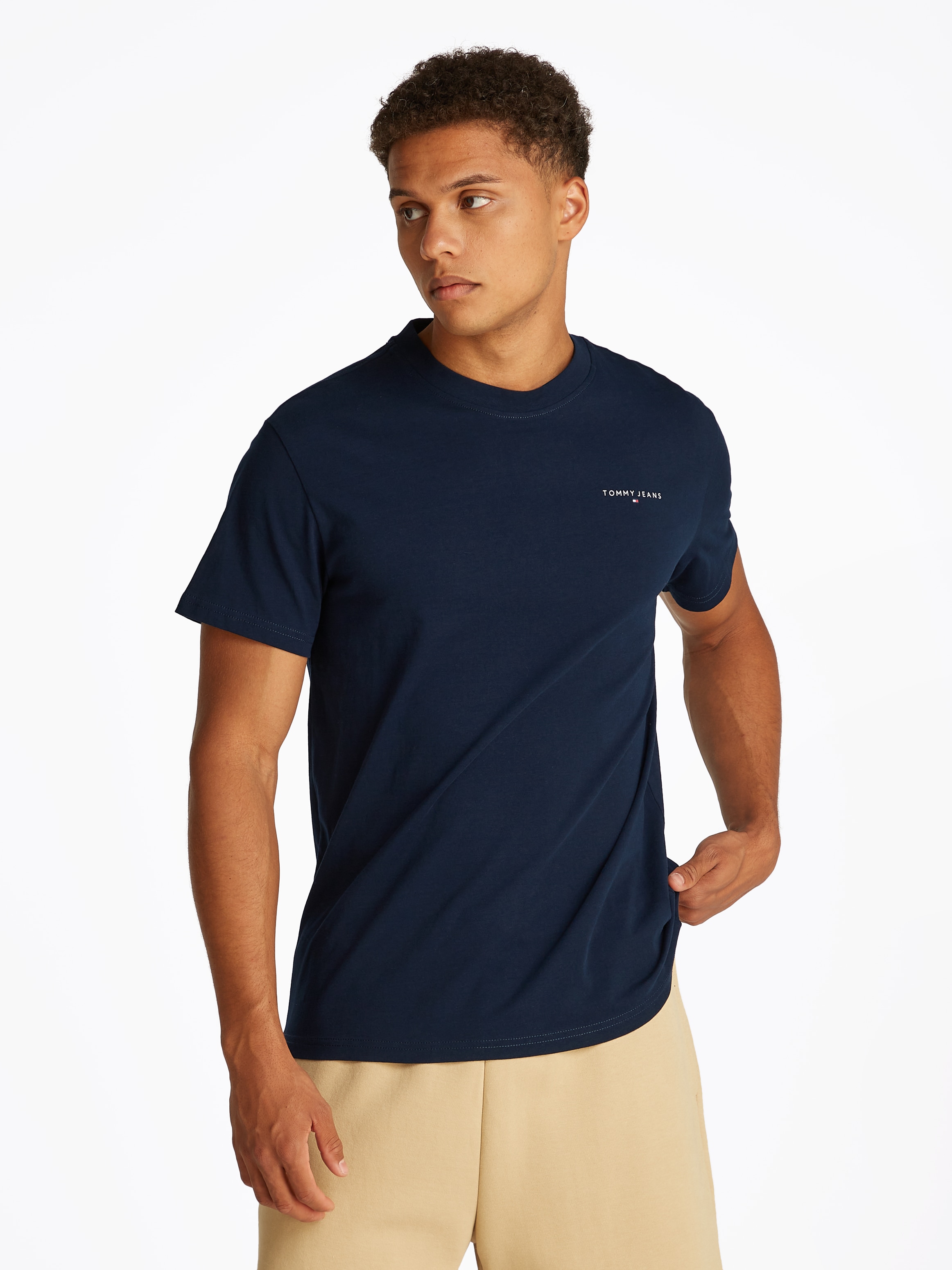 Tommy Jeans Plus Rundhalsshirt »TJM SLIM LINEAR CHEST SS TEE EXT«, in Großen Größen, Logodruck