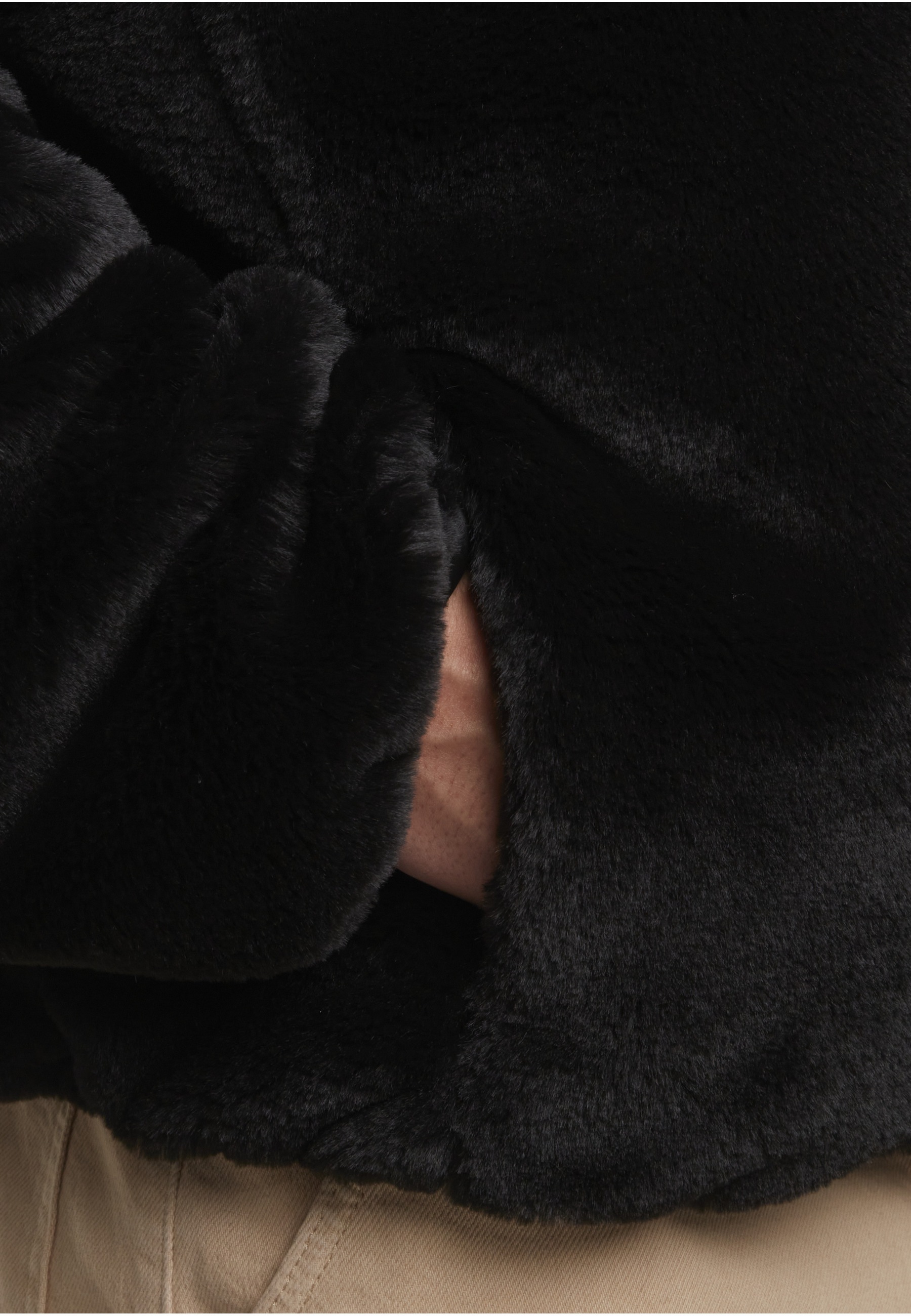 URBAN CLASSICS Wintermantel »Urban Classics Full Zip Faux Fur Hoodie«