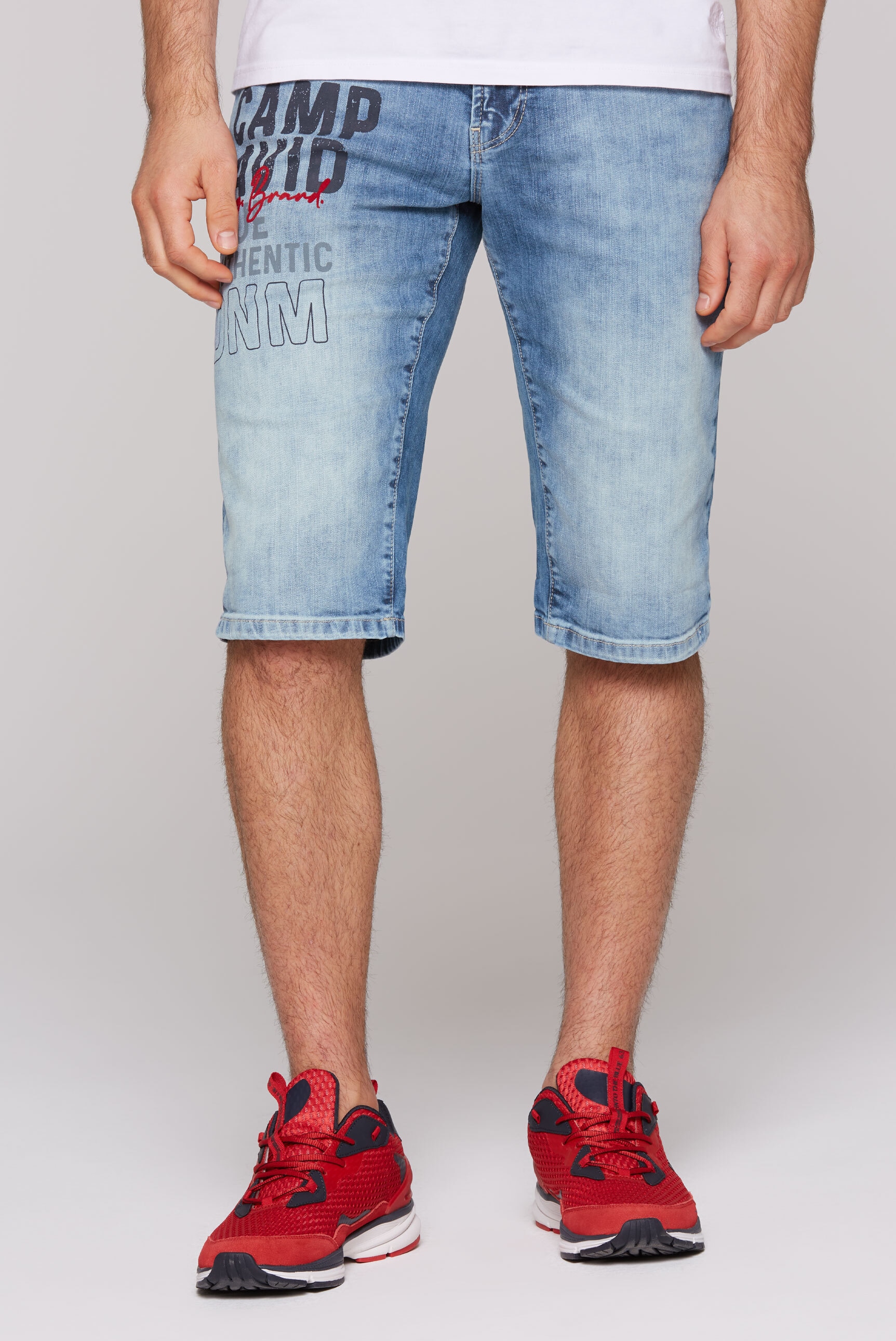 CAMP DAVID Jeansshorts, mit Turn-Up Saum