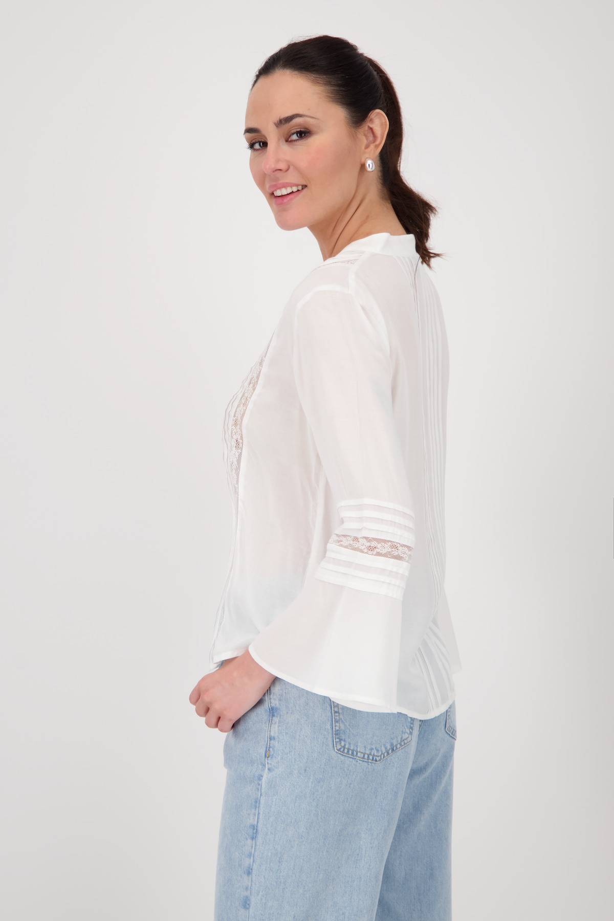 Monari Spitzenbluse »Bluse Spitze«, Mit V-Ausschnitt