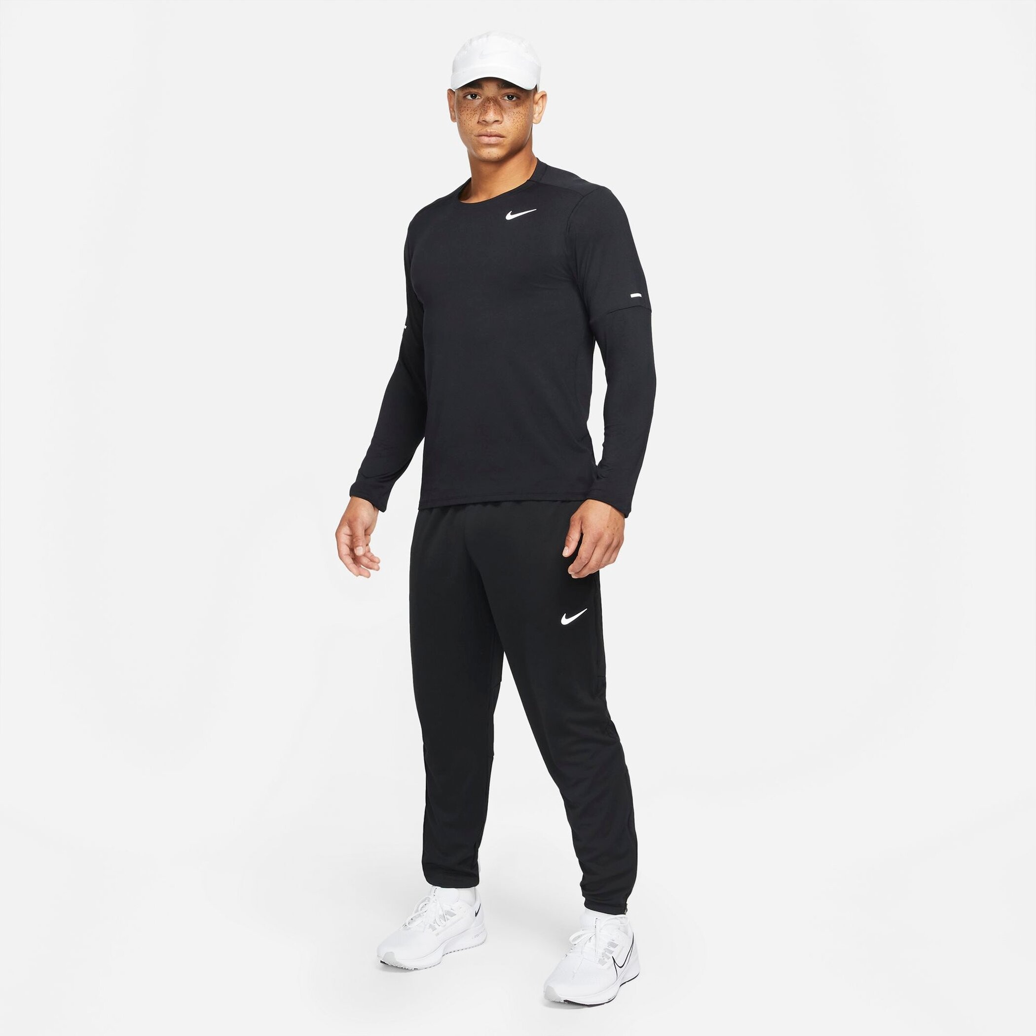 Nike Laufshirt »Dri-FIT Element Men's Running Crew«