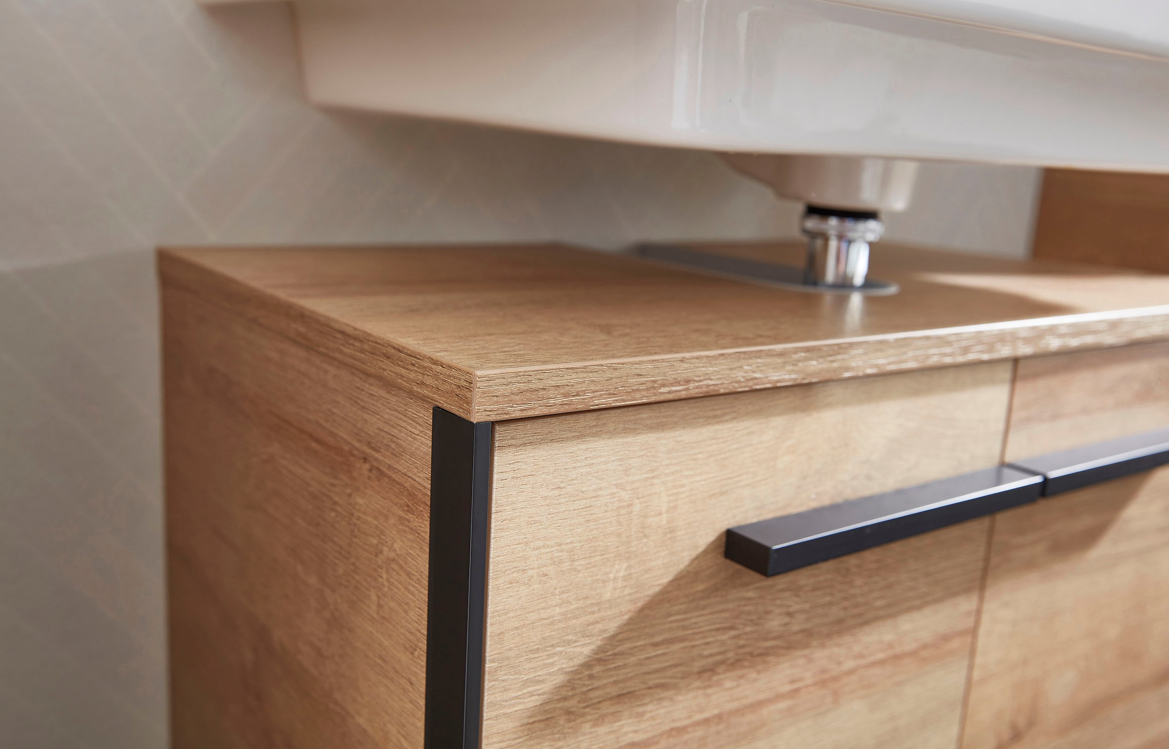 Saphir Badmöbel-Set »Quickset 395 4-teilig, Waschbeckenunterschrank mit LED-Spiegelschrank«, (4 St.), Unterschrank, Hängeschrank inkl. Türdämpfer, 6 Türen, 1 Schublade