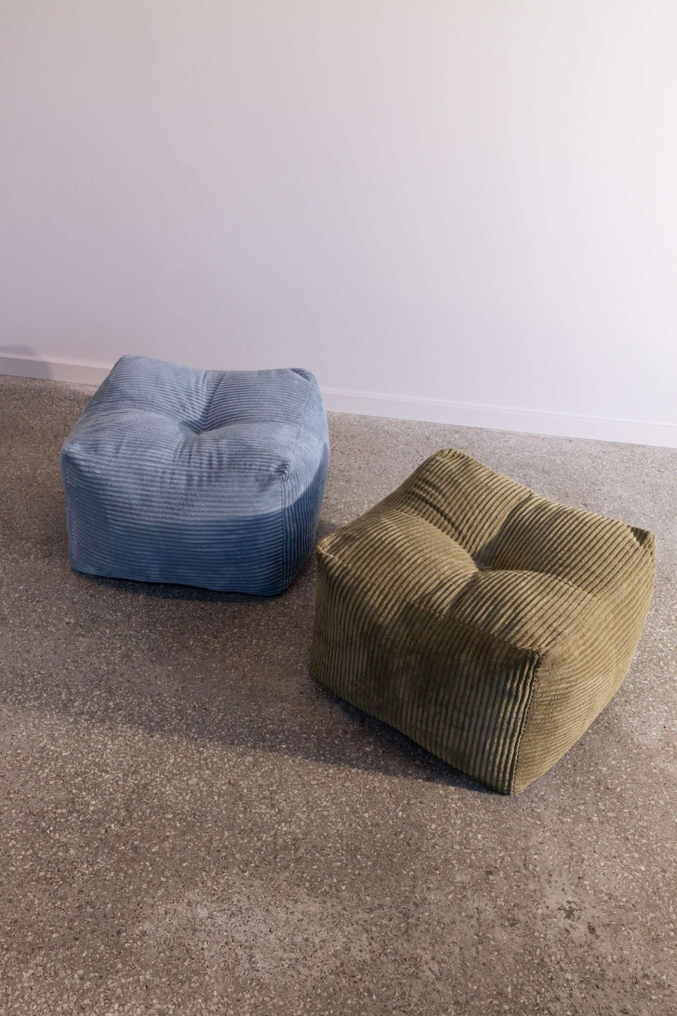 Karup Design Polsterhocker »BUDDY POUF, Sitzhocker, Bodenkissen, Chillkissen, Relaxkissen« platzsparend, handgefertigt, Platz zum Entspannen, Made in Europe