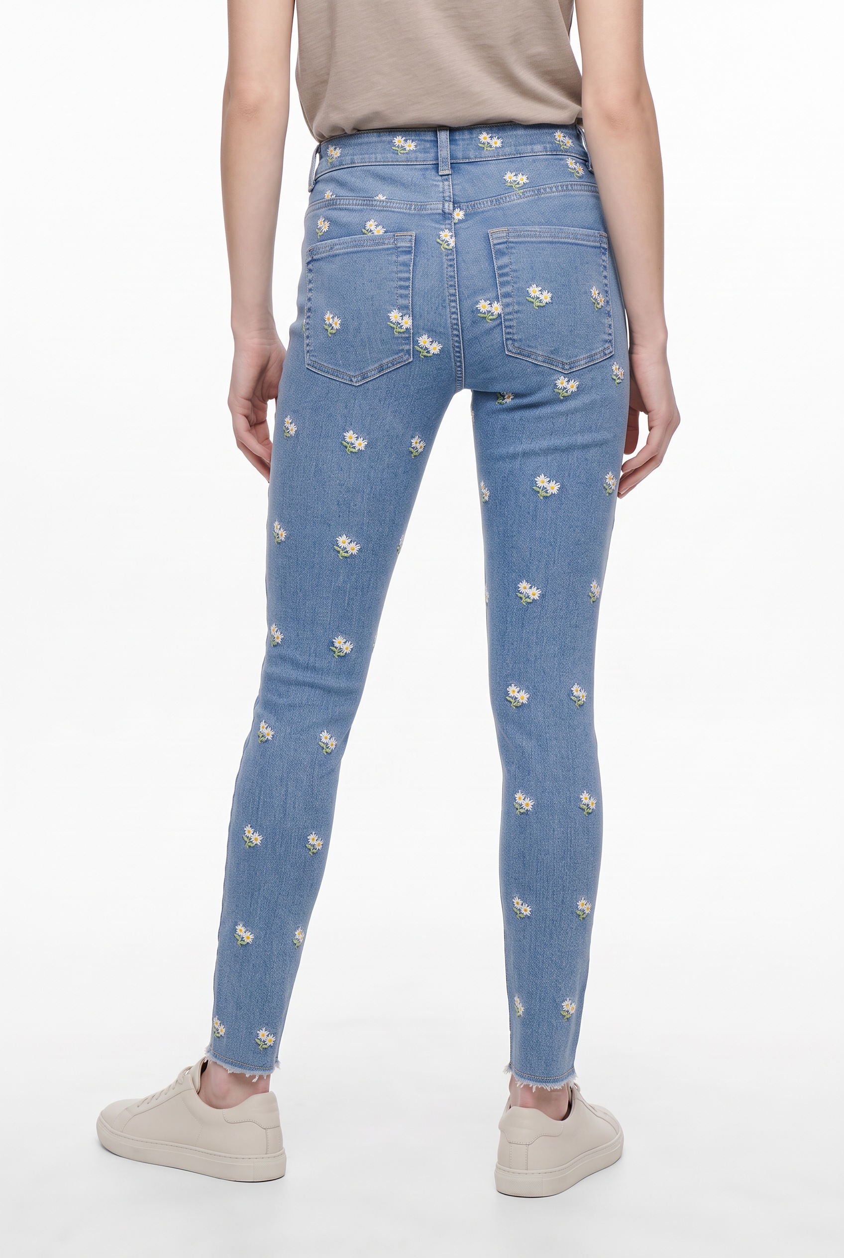 ONLY Skinny-fit-Jeans »ONLHUSH MW EMB RW ANK SKINNY DNM« Baumwollmischung, slim fit, Allover Stickerei, offener Saum
