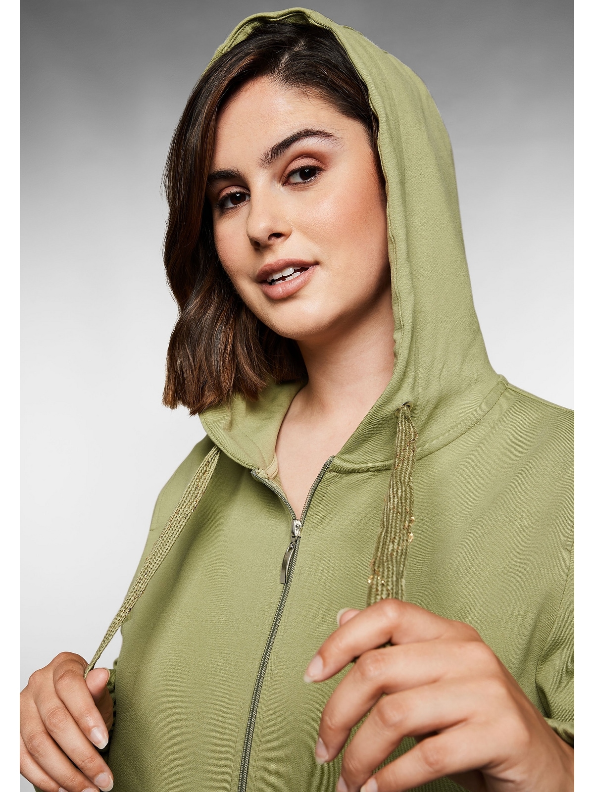 Sheego Kapuzensweatshirt »Große Größen«, mit Reißverschluss und Bindeband