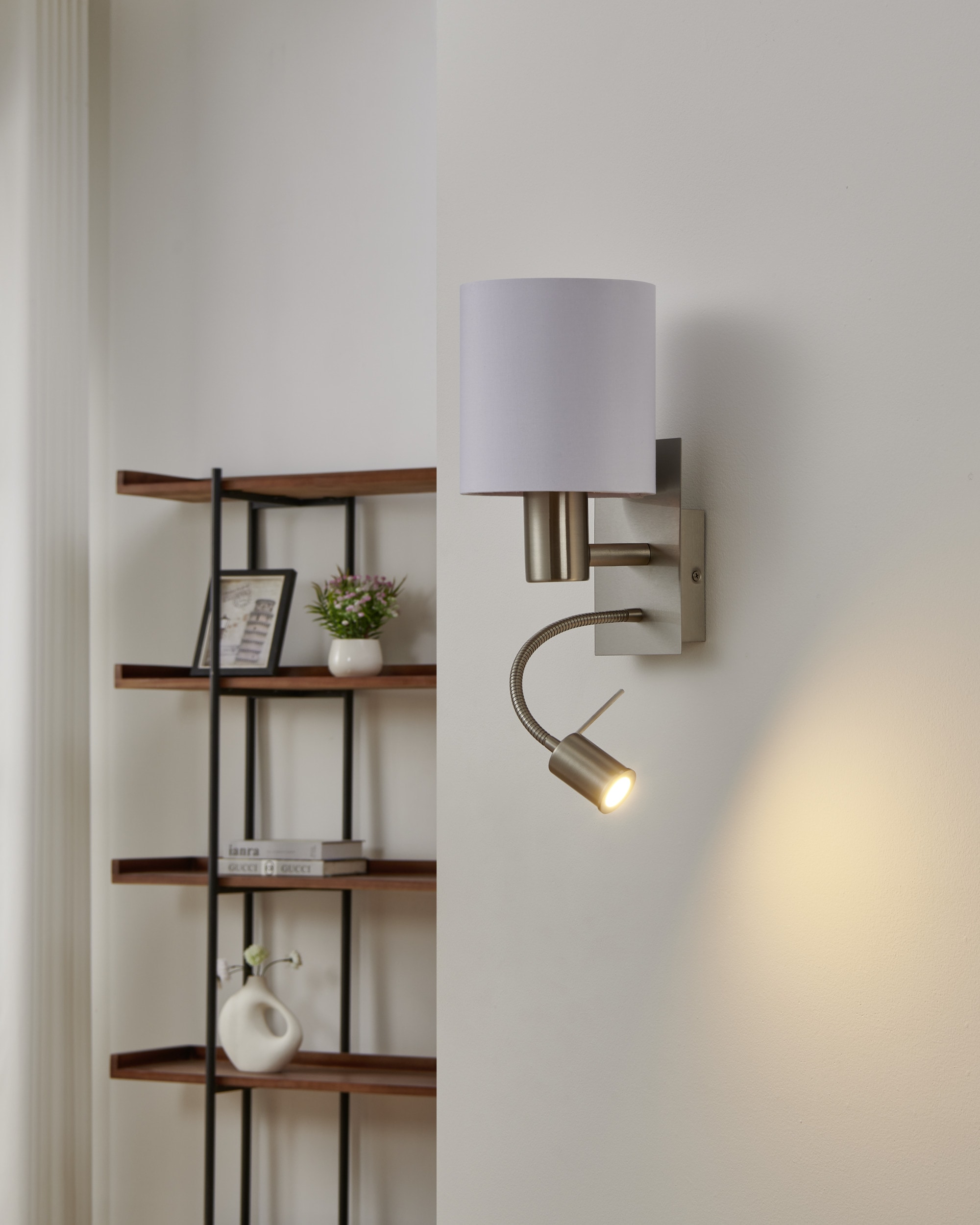 EGLO Wandleuchte »PASTERI Wandlampe - Stahl - E27;LED - 1X40W;1X3,8W - IP20« E27 1 Stk. Warmweiß Wandstrahler, Wandspot, Wohnzimmer, Schlafzimmer, L15 x H38 x AL19,5cm