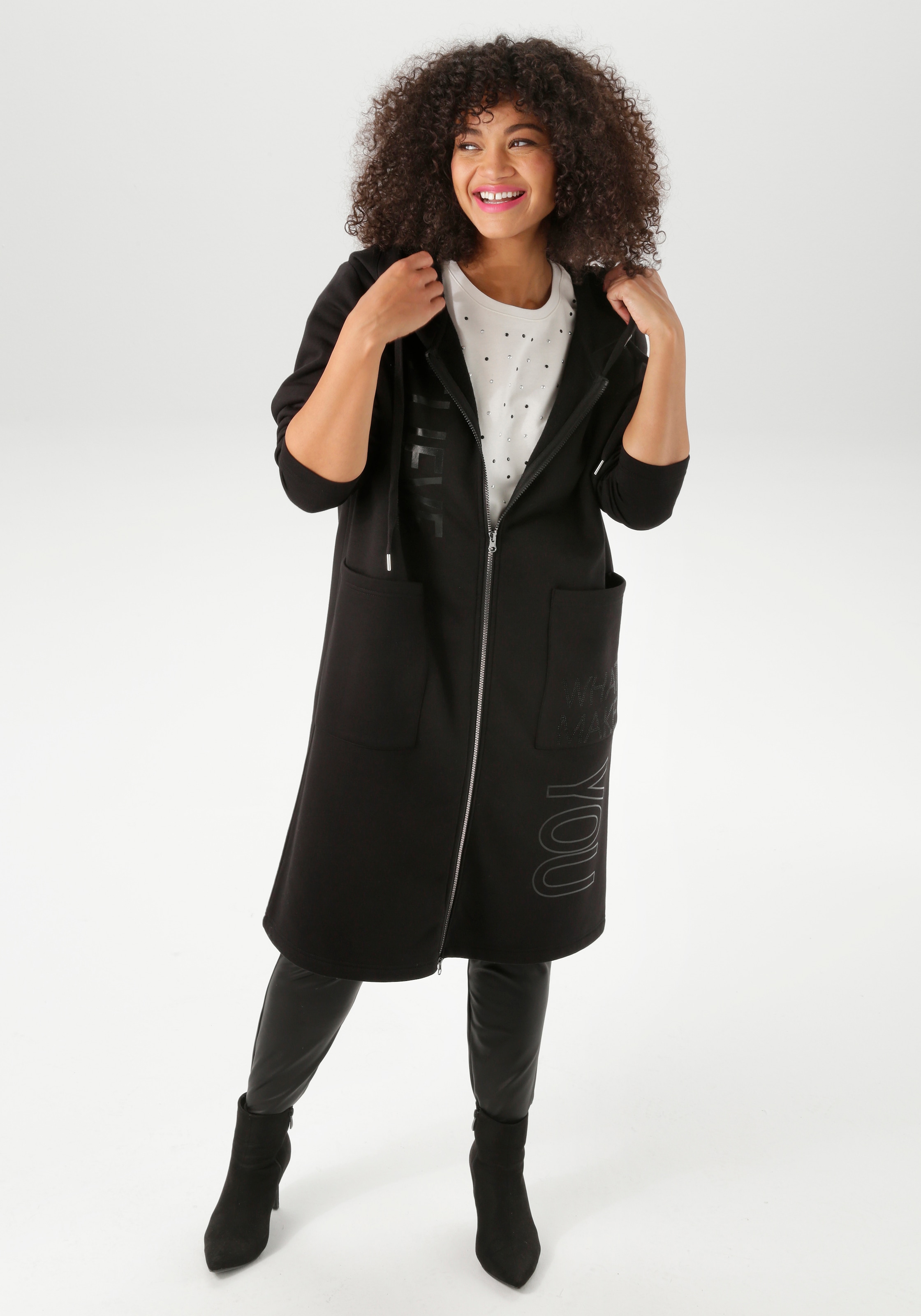 Aniston PLUS Kapuzensweatjacke, mit tollen tonigen Print - NEUE KOLLEKTION günstig online kaufen