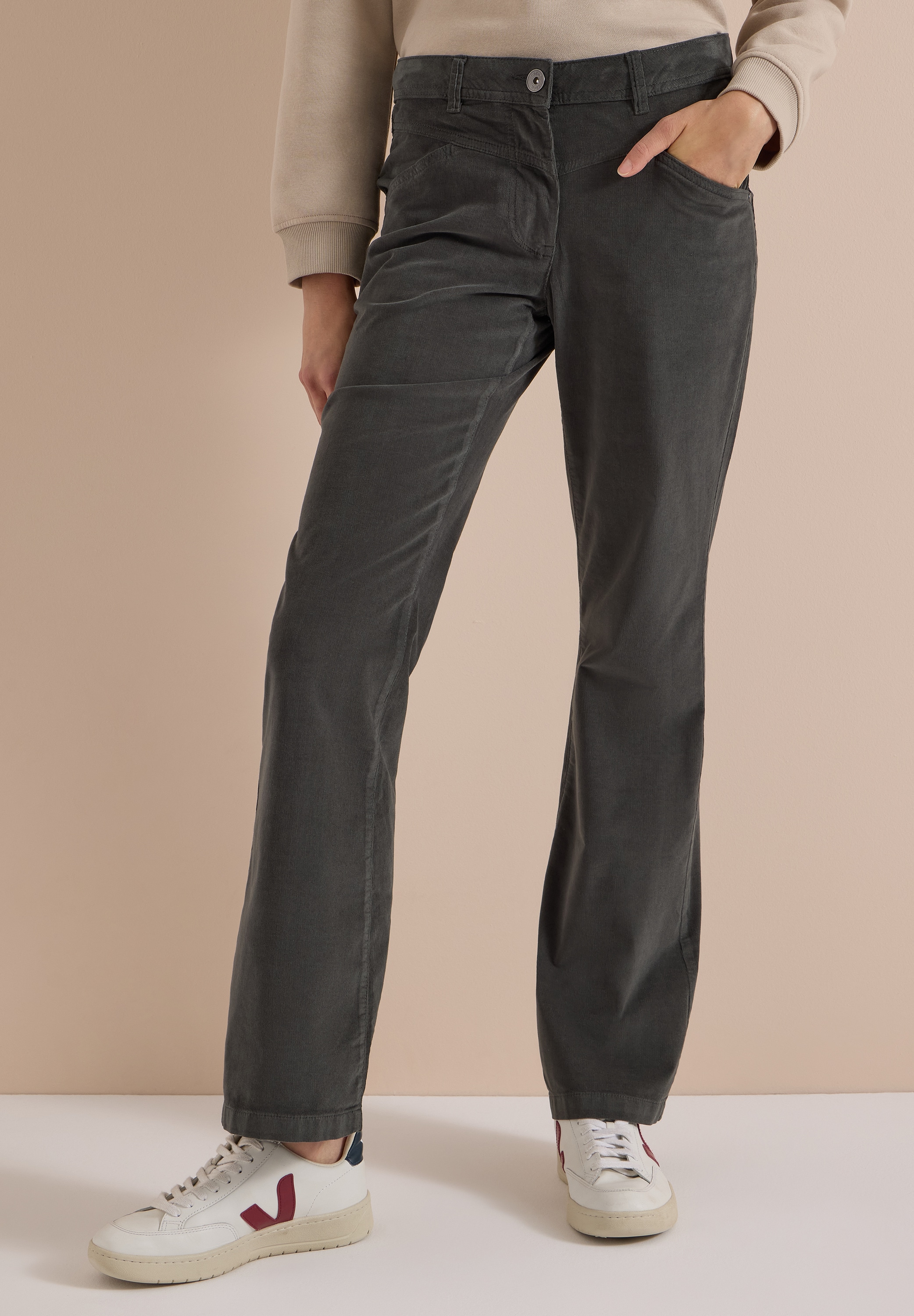 Cecil 5-Pocket-Style