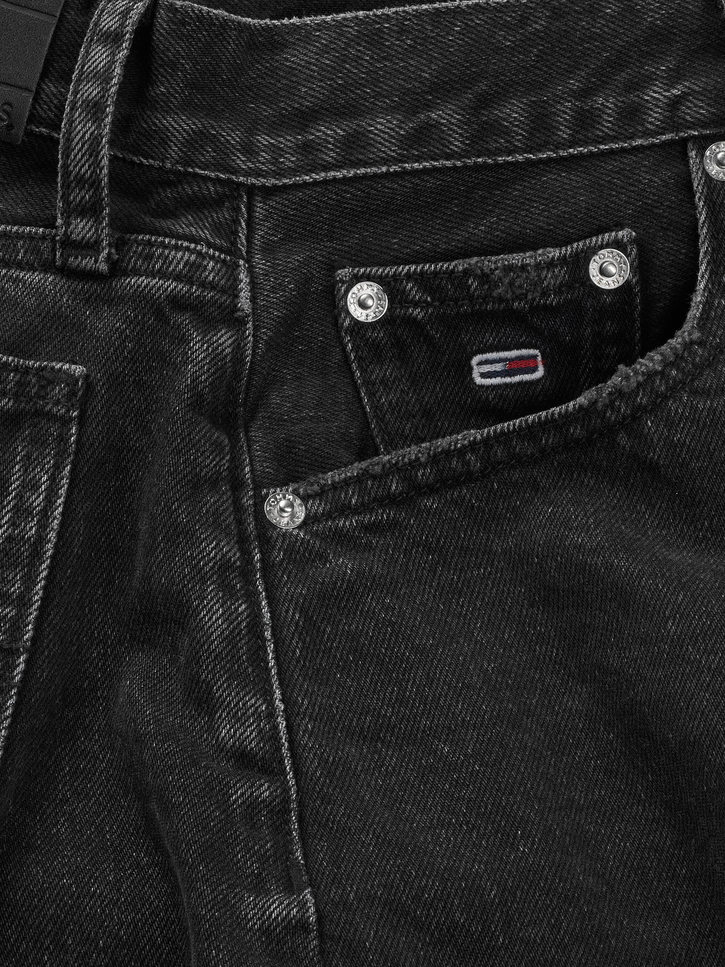 Tommy Jeans Shorts »HOT PANT BI8080«, im Destroyed-Look