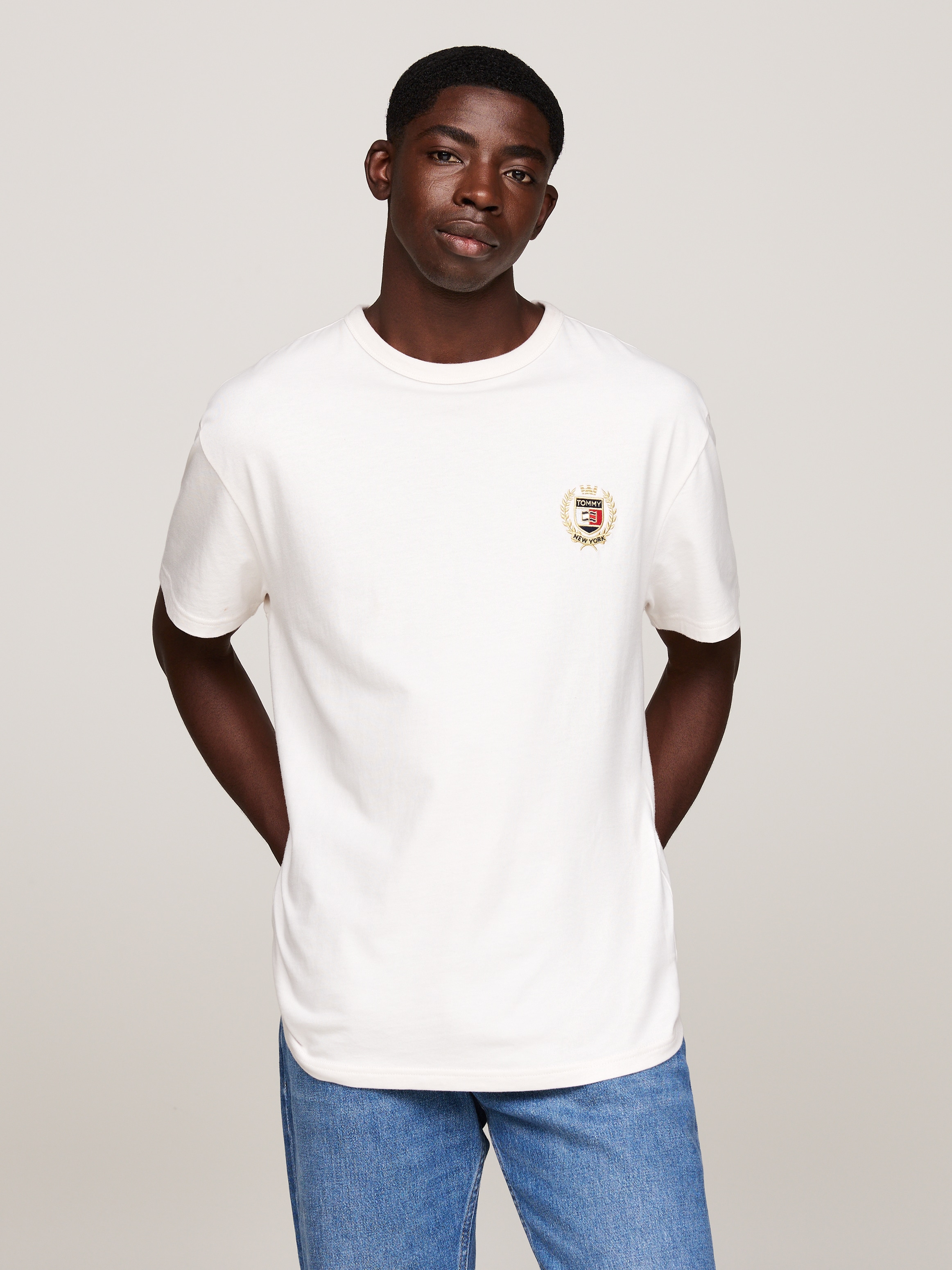 Tommy Jeans T-Shirt "TJM REG RWB CREST FLAG TEE EXT", besticktes Markenlogo günstig online kaufen