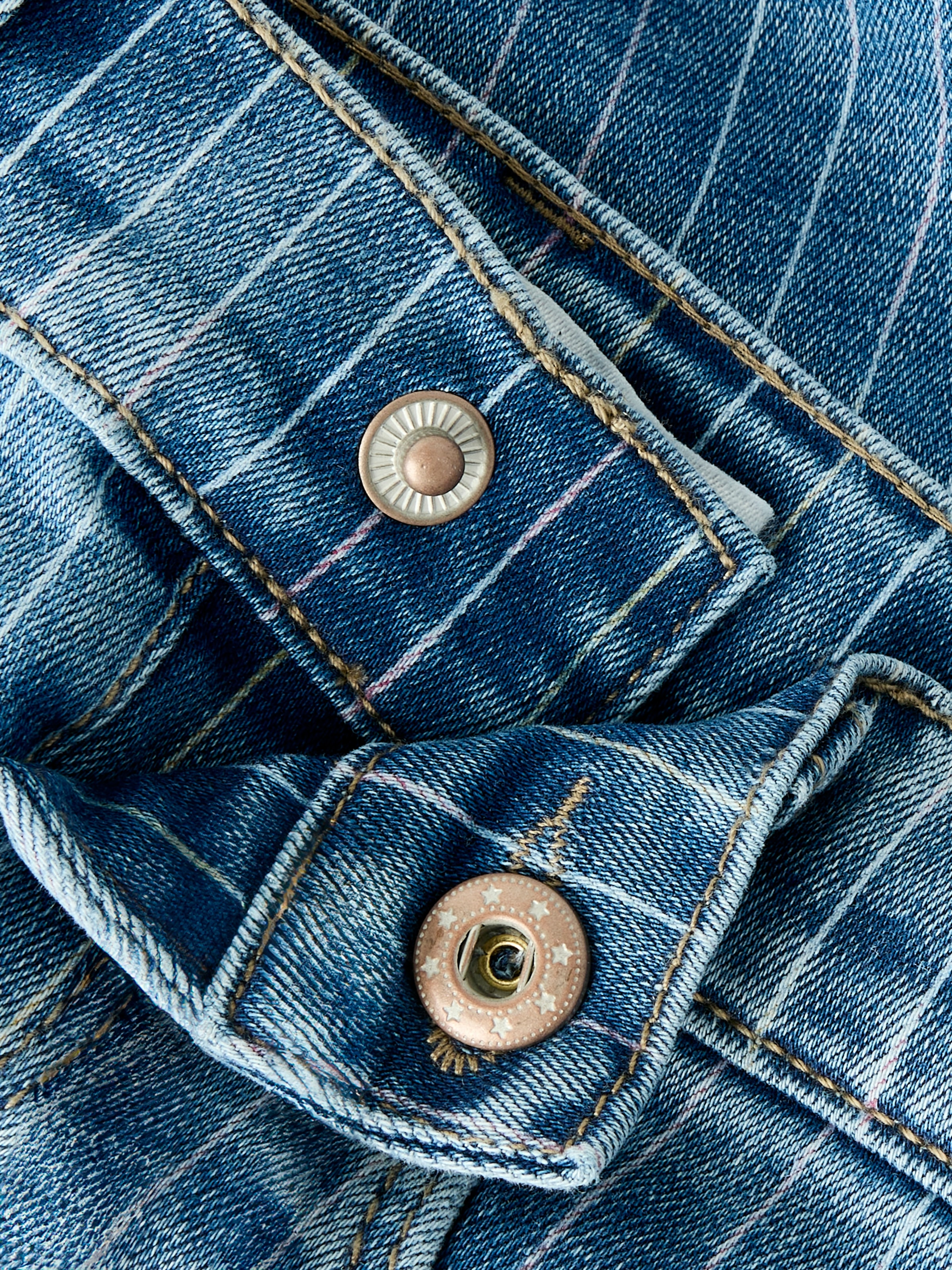 Name It Jeansshorts »NMFSALLI SLIM DNM SHORTS 3555-ON NOOS« Denim Baumwollmischung,  leichte Used Effekte, Allover Druck