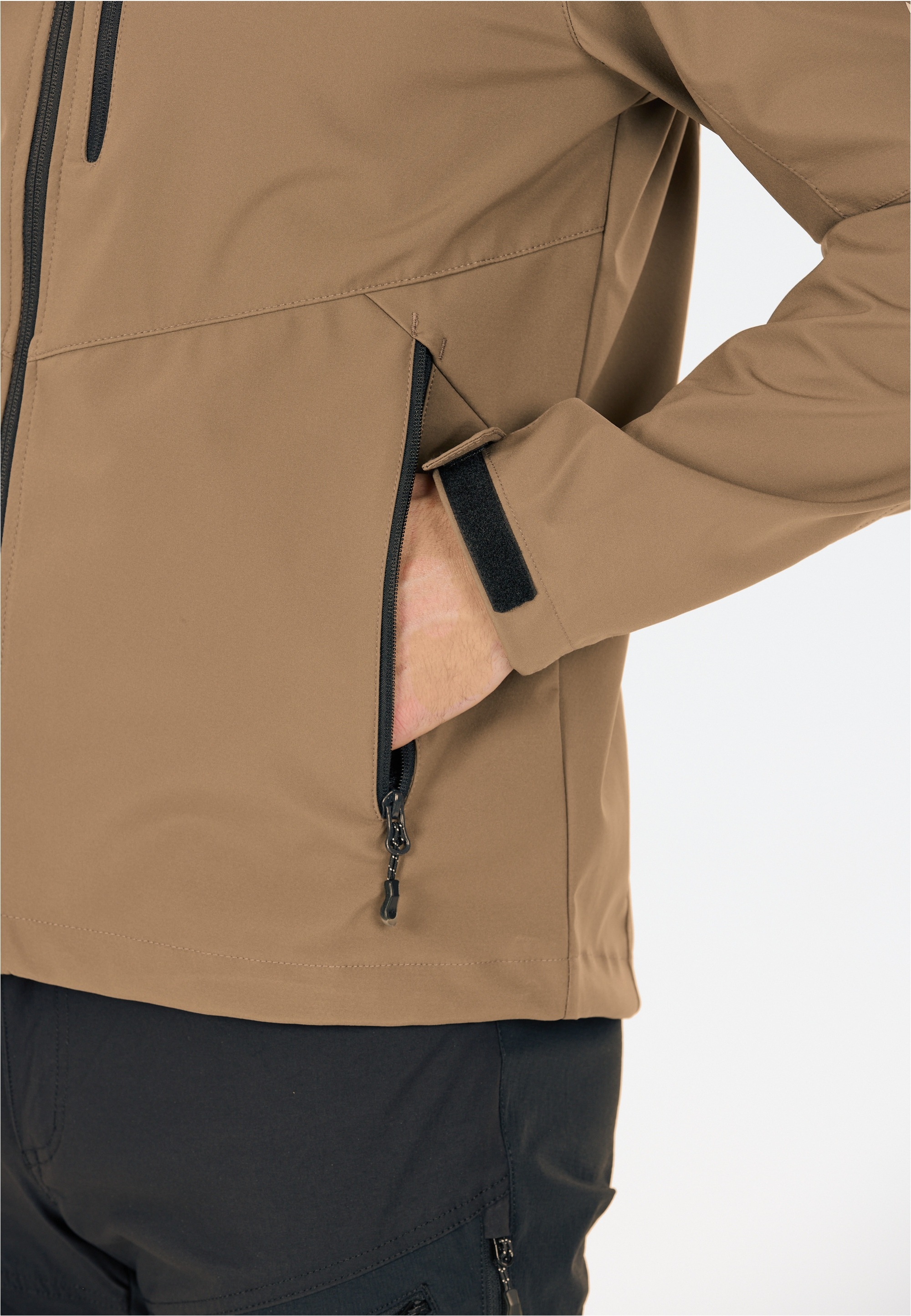 WHISTLER Softshelljacke »Rodney V2« in atmungsaktiver Qualität