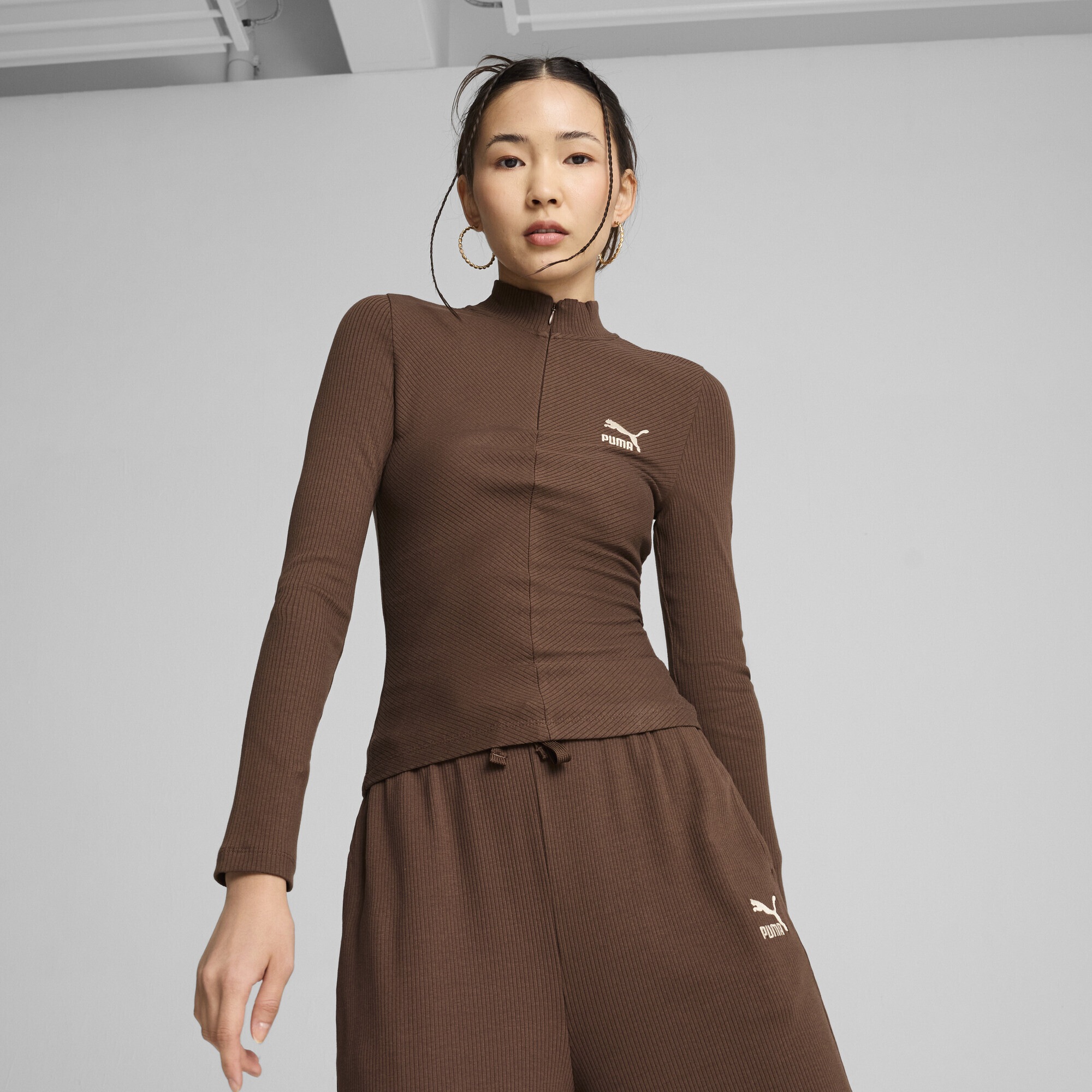 PUMA T-Shirt »CLASSICS Geripptes T-Shirt mit halbem Reißverschluss Damen«