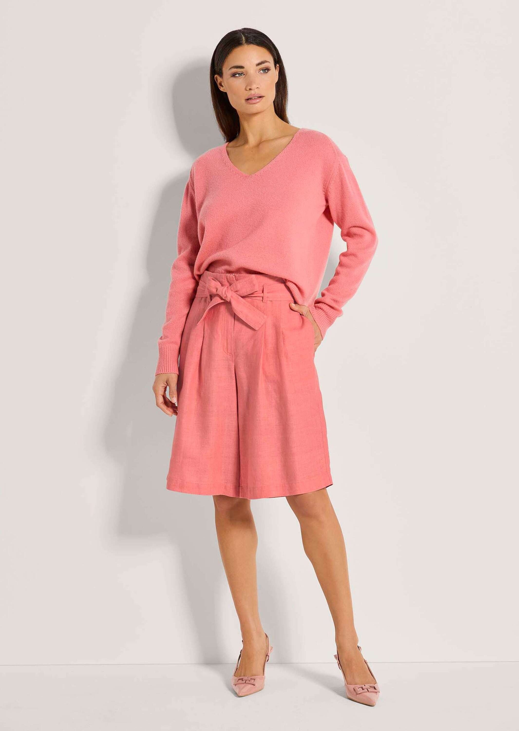 Thumbnail - MADELEINE Bermudas "Bermuda Highwaist-Bermudas aus Leinen"