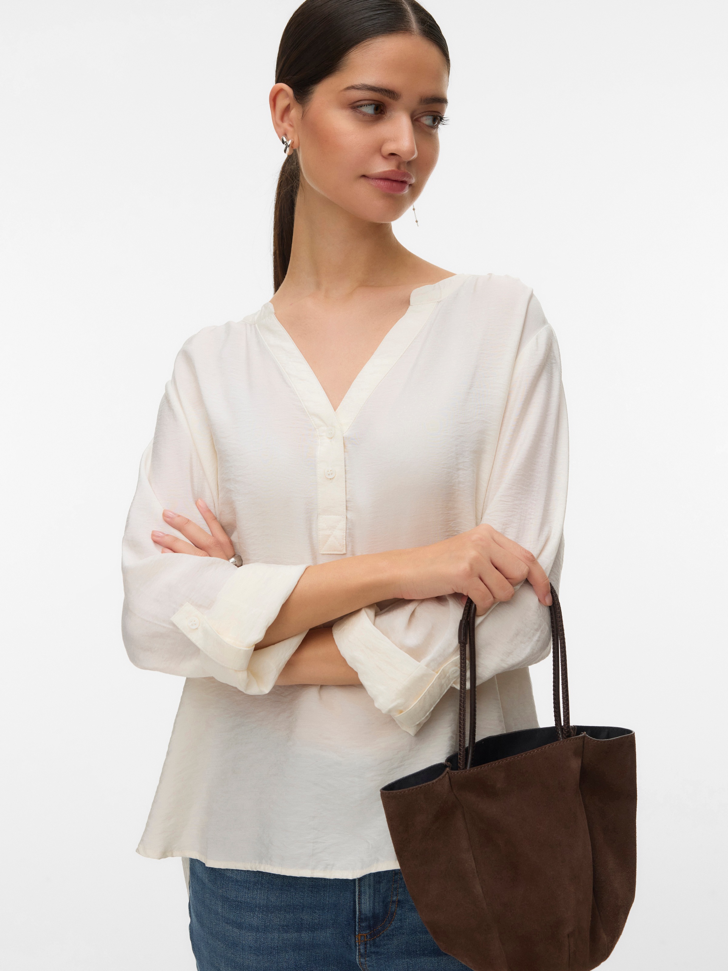 Vero Moda Blusenshirt "VMKAJA LS V-NECK FOLD-UP TOP WVN" mit Raglan-Ärmeln günstig online kaufen