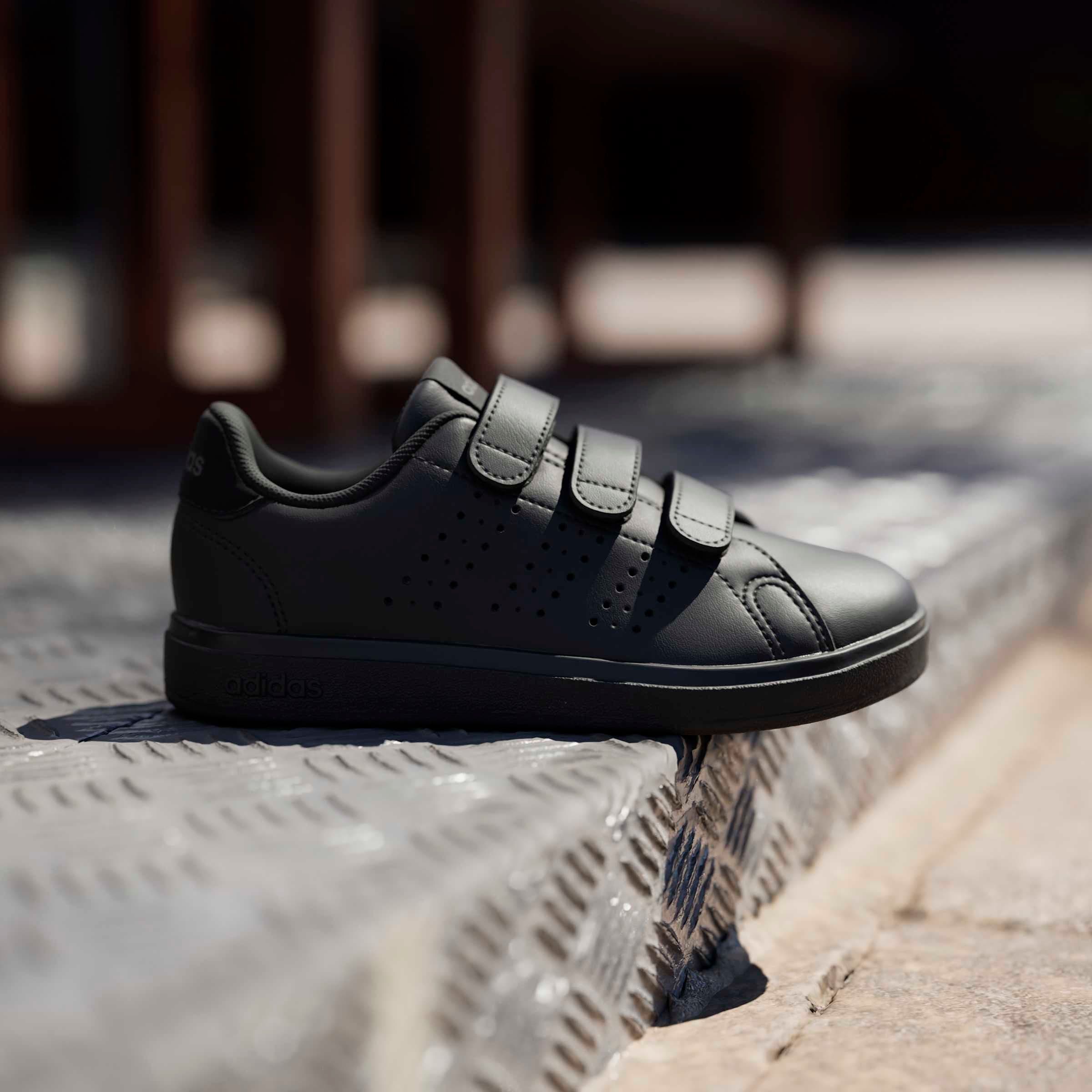 adidas Sportswear Klettschuh »ADVANTAGE BASE 2.0 KIDS«, Design auf den Spuren des adidas Stan Smith