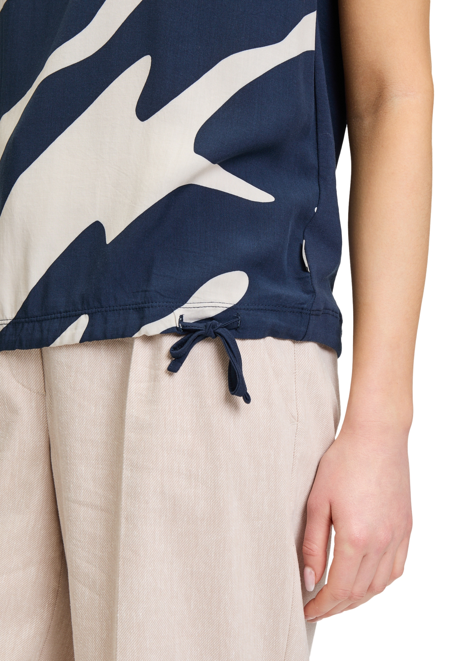 Betty&Co Kurzarmshirt »Betty & Co Damen Casual-Shirt mit Print«, (1 tlg.), Druck