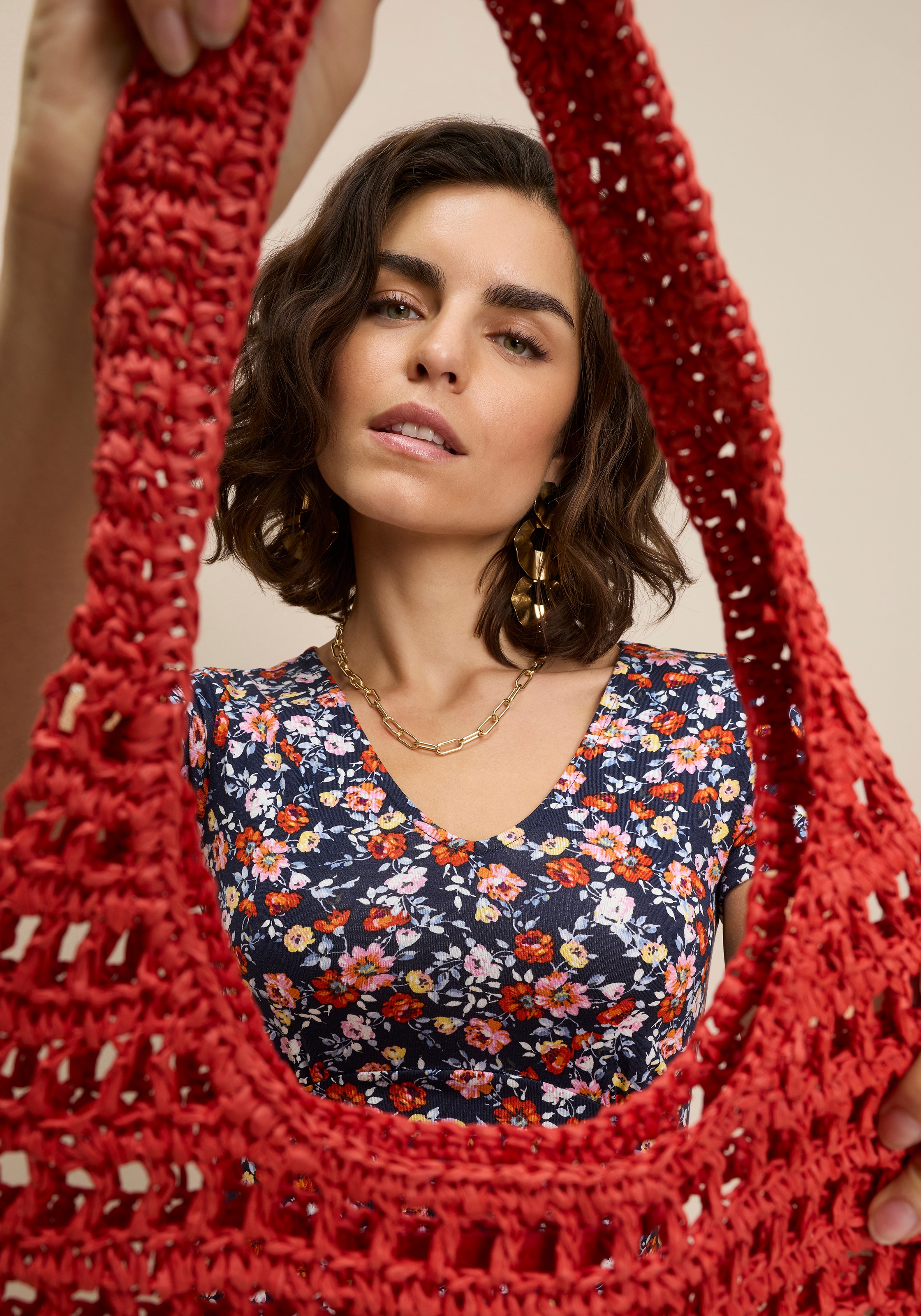 Thumbnail - Laura Scott Sommerkleid im Skaterstil, mit floralem Alloverdruck, aus Viskosemischung