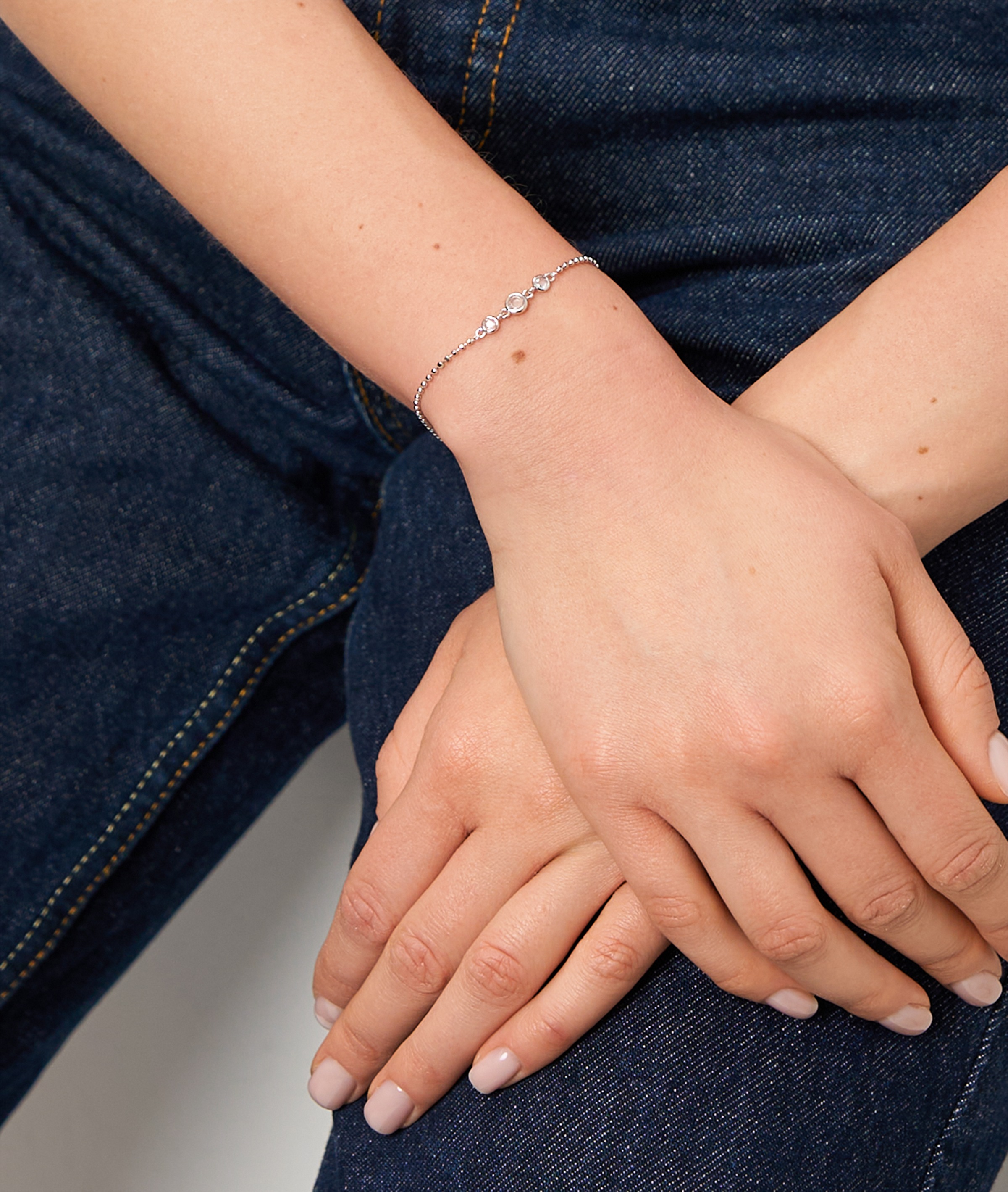 Armband TAMARIS "Schmuck Geschenk Silber 925 Armkette Tiny Glimmer", silber (silberfarben, kristallweiß, kristallweiß), Armbänder, Damen, 22cm, Silber 925 (Sterlingsilber), Armband, mit Zirkonia (synth.) 2