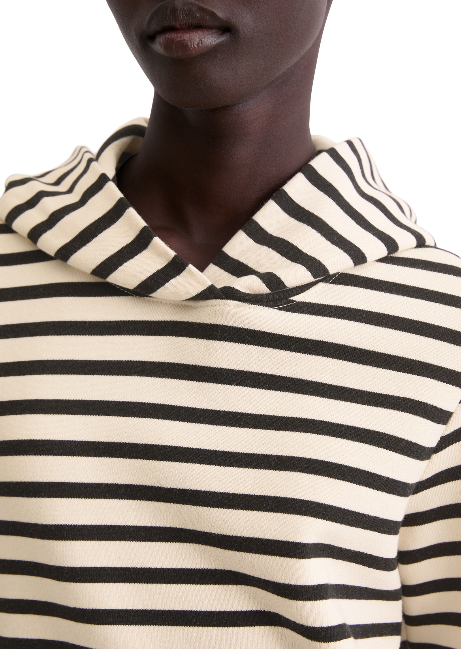 Marc O'Polo Sweatshirt »aus Organic Cotton«
