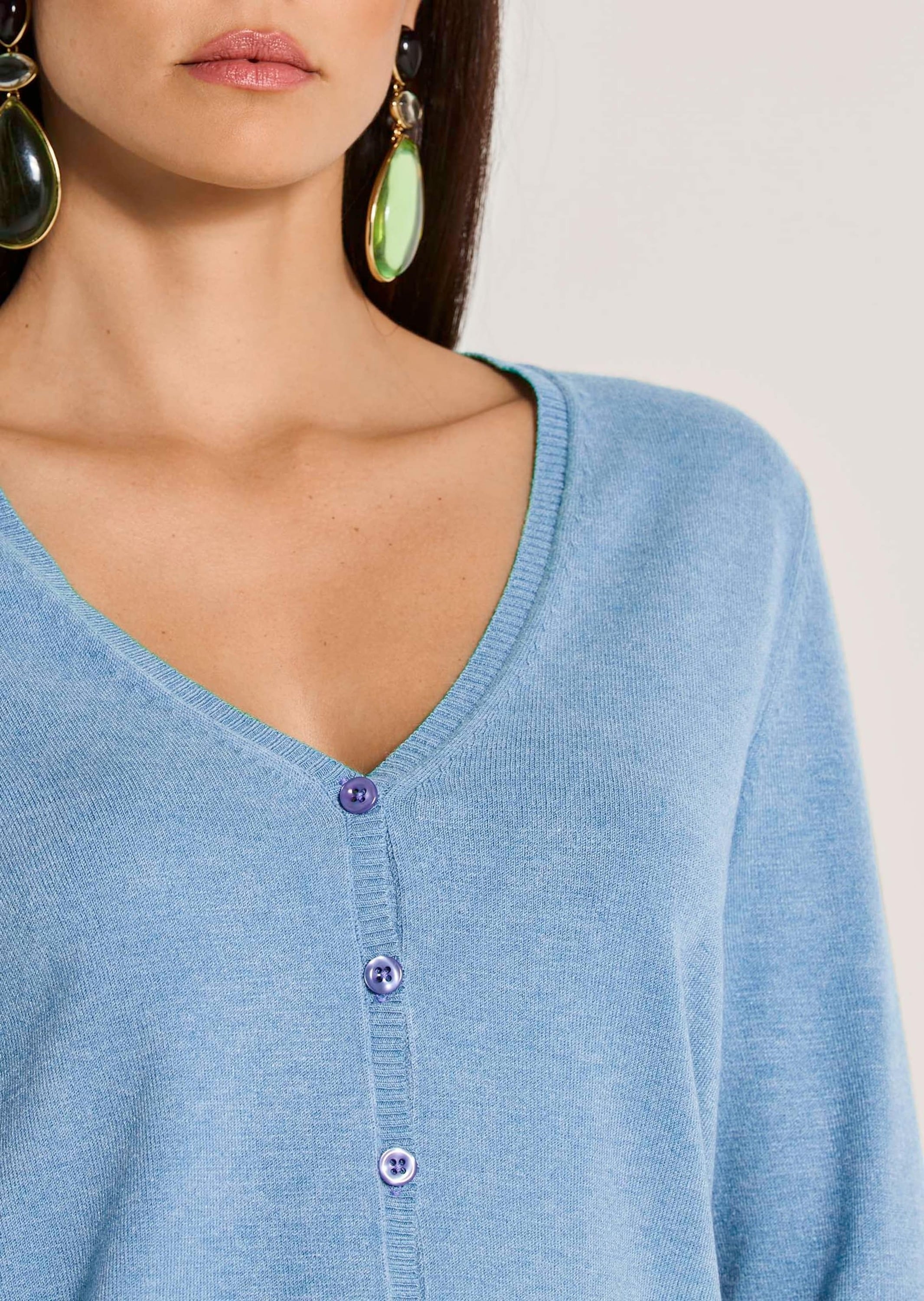 MADELEINE Strickjacke »Strickjacke Langarm Jacke im Feinstrick mit V-Ausschnitt«