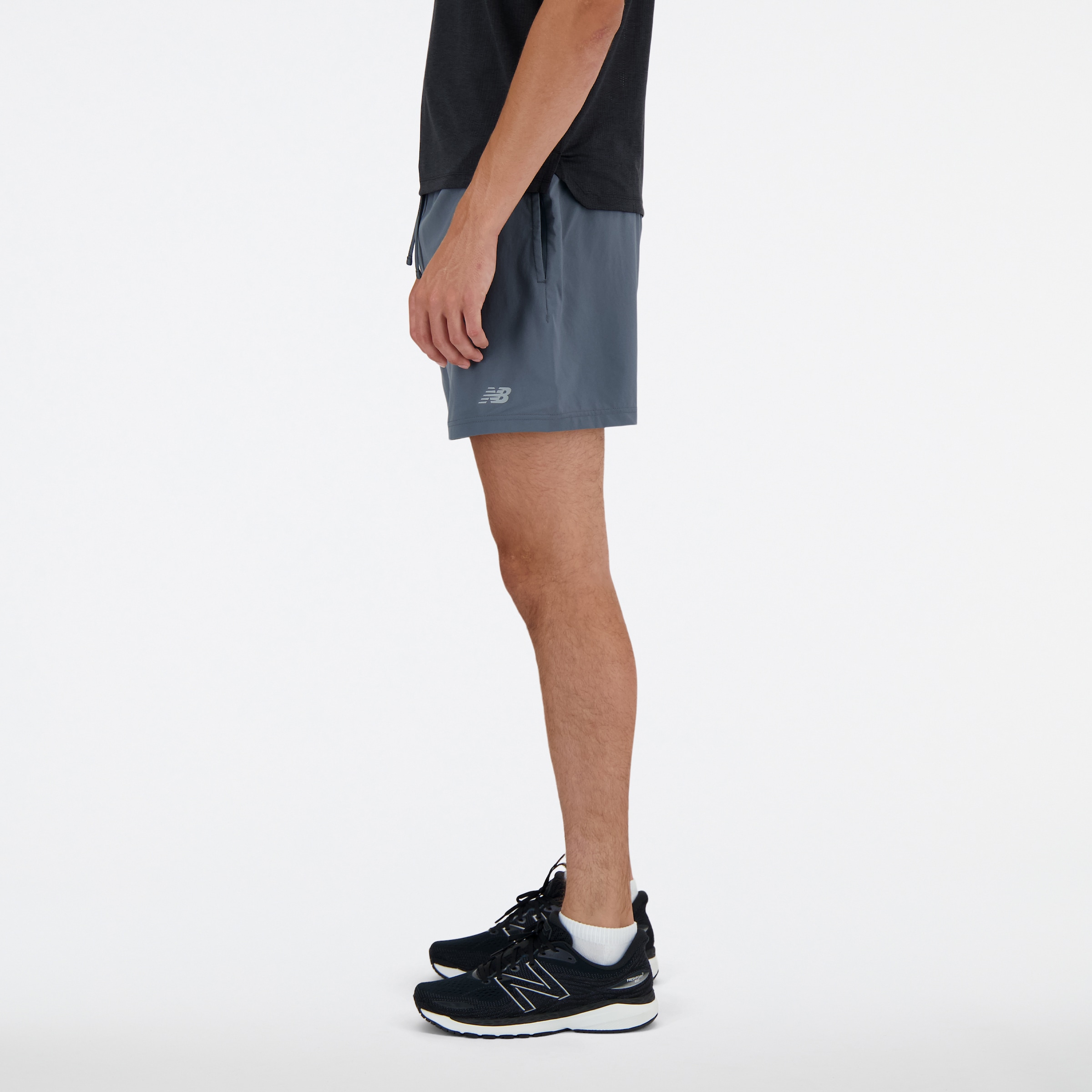 New Balance Laufshorts »Sport Essentials Short 5"«