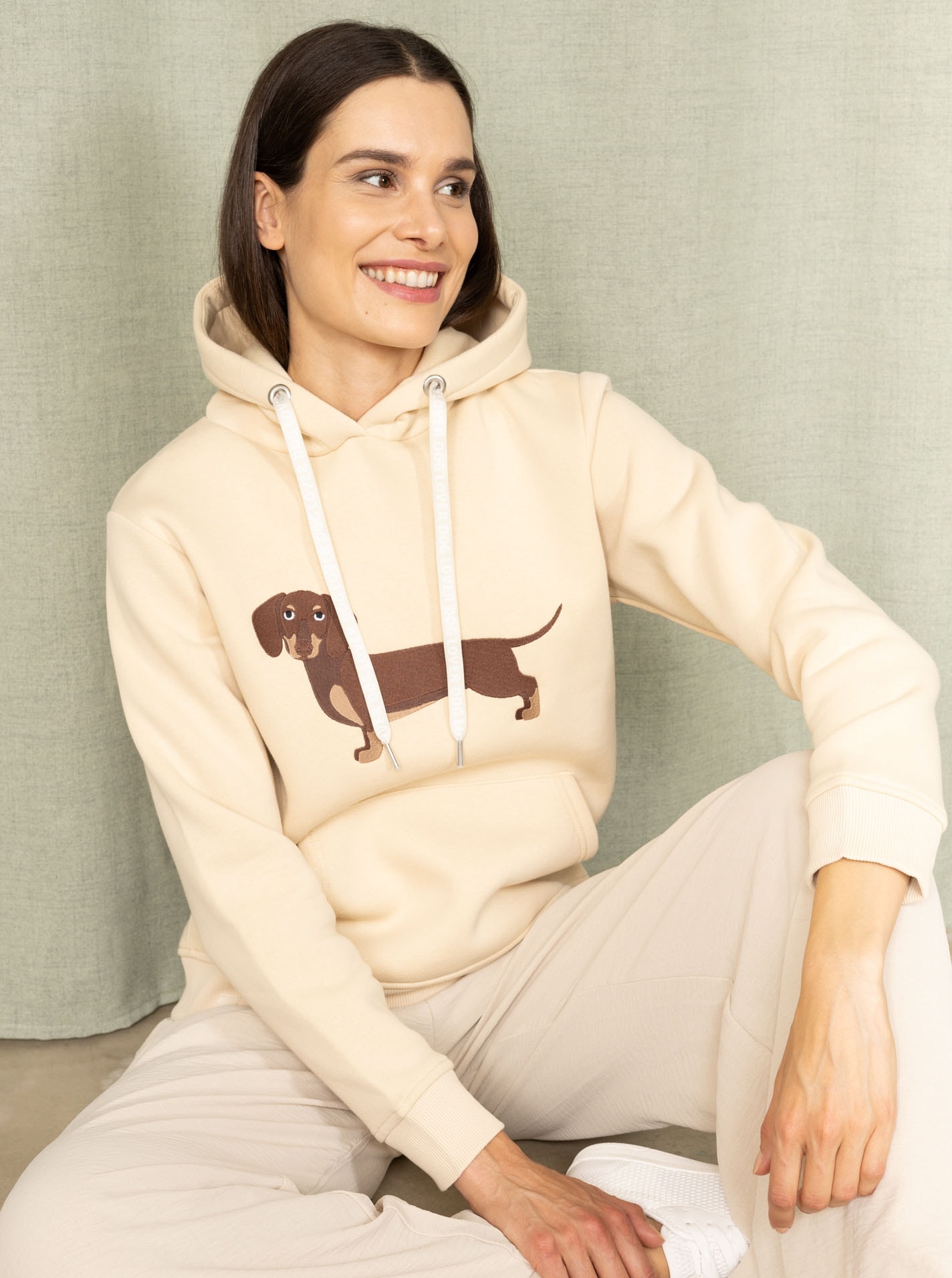 Zwillingsherz Hoodie »"Dackel"«, mit niedlichem Dackel-Motiv gestickt