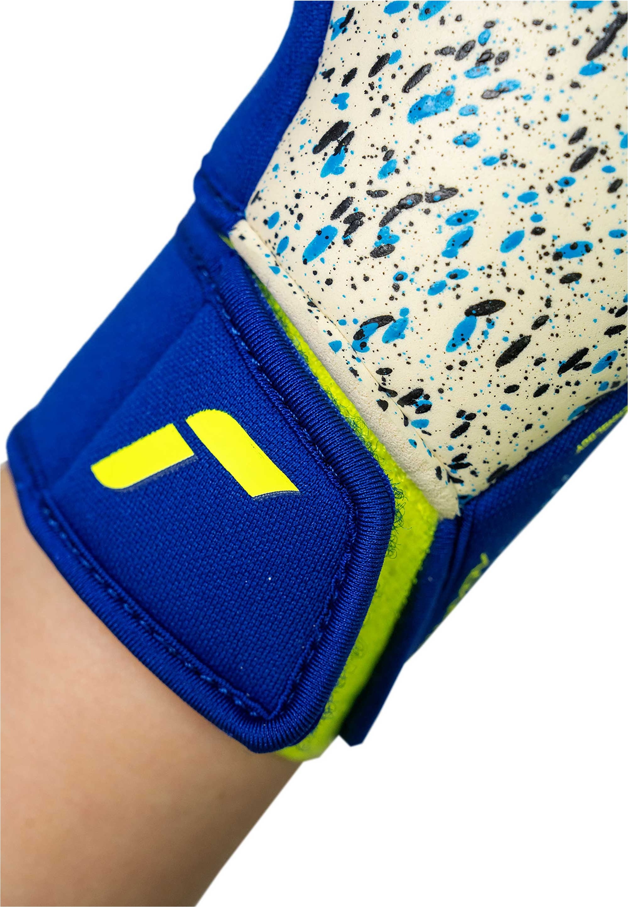Reusch Torwarthandschuhe »Fastgrip Fusion Junior« mit starkem Profi-Grip