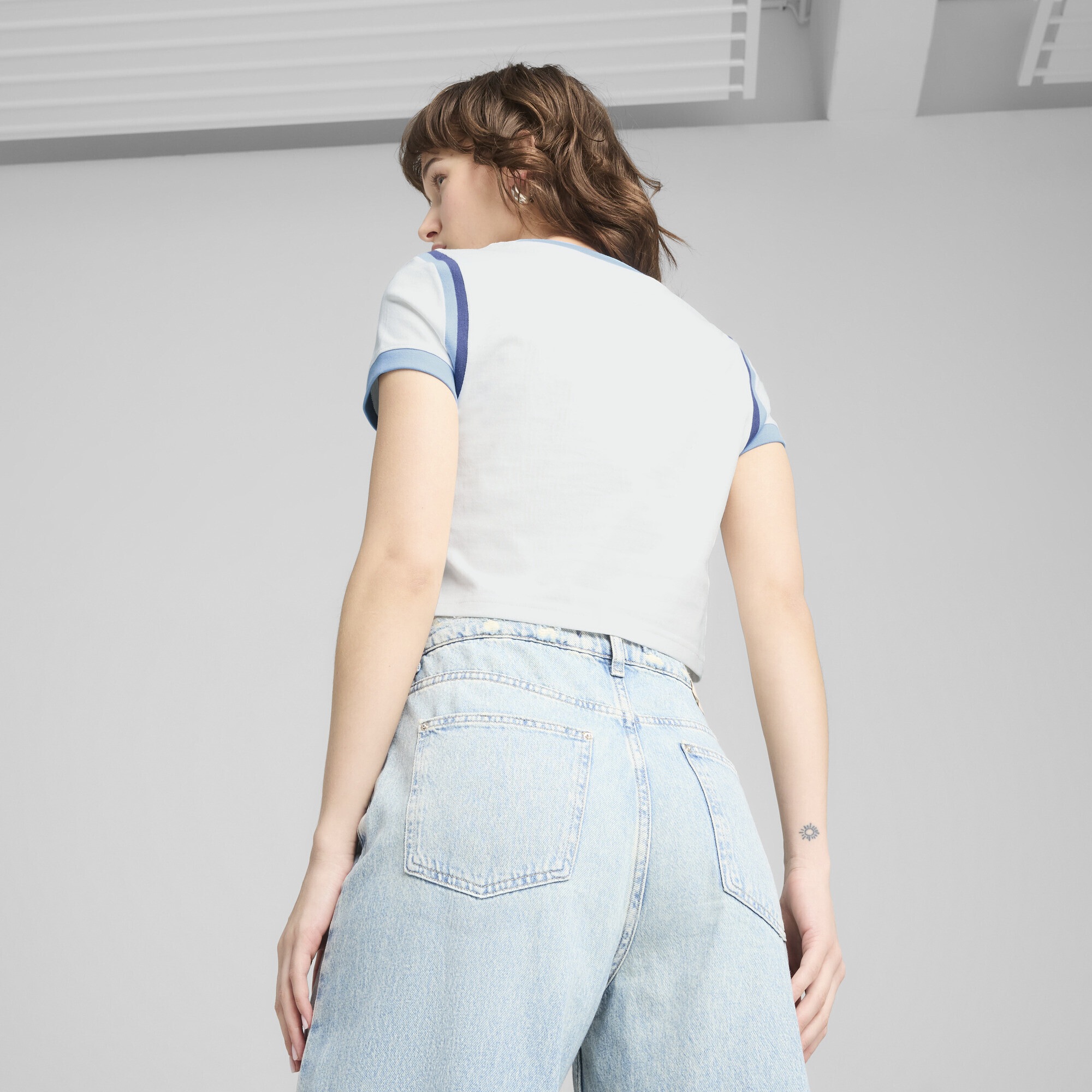 PUMA T-Shirt »FUTURE.PUMA.ARCHIVE Kurzes figurbetontes T-Shirt Damen«