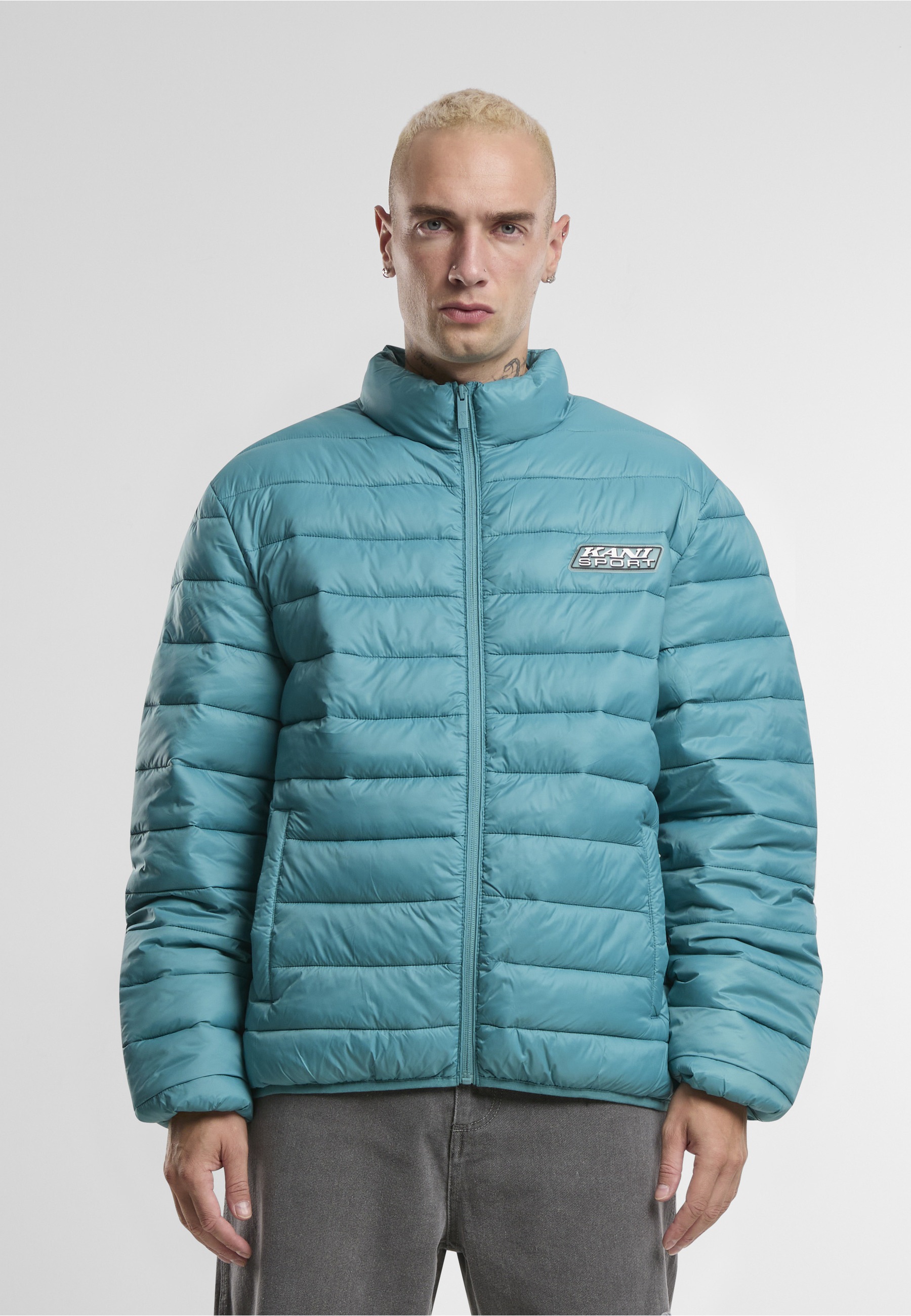 Karl Kani Allwetterjacke »Karl Kani Karl Kani Sport Patch Light Puffer Jacket« 1 Stk. tlg. ohne Kapuze