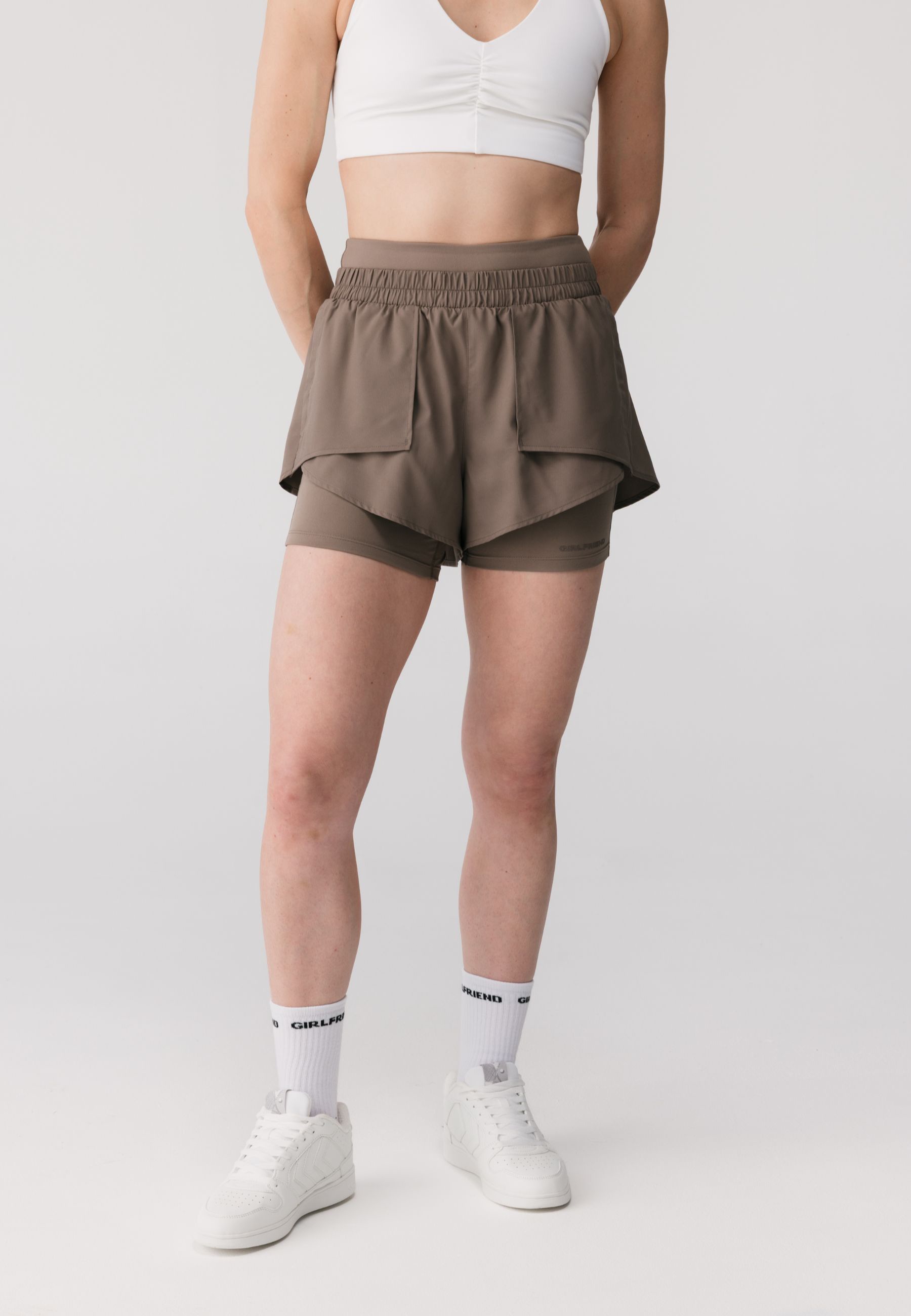 GIRLFRIEND COLLECTIVE Trainingsshorts »Girlfriend Collective Fallon Trail Shorts«