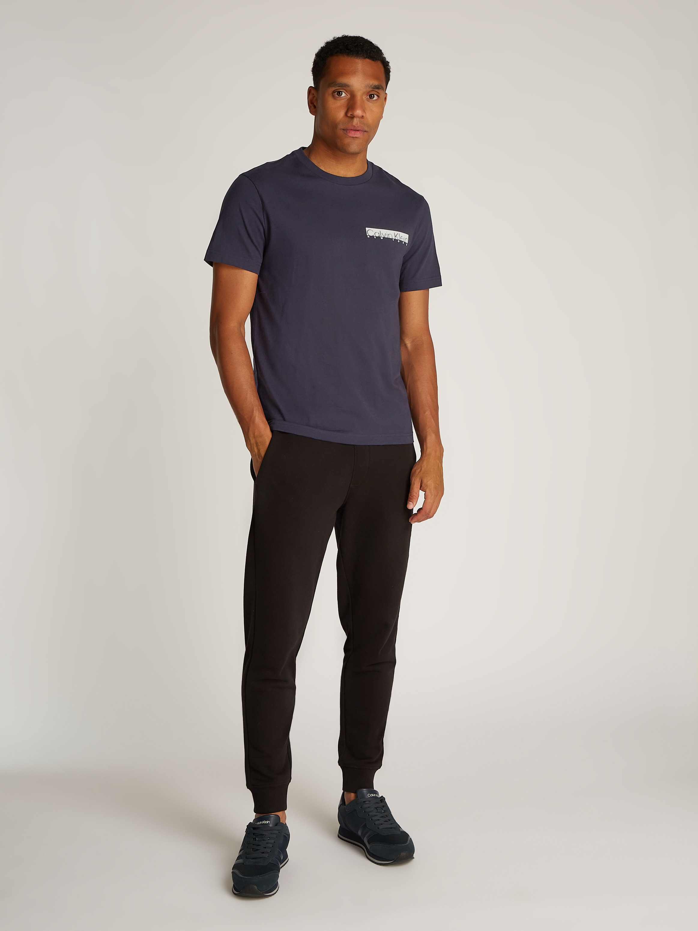 Calvin Klein Rundhalsshirt »NY CHEST BOX LOGO T-SHIRT«, mit Logoprint