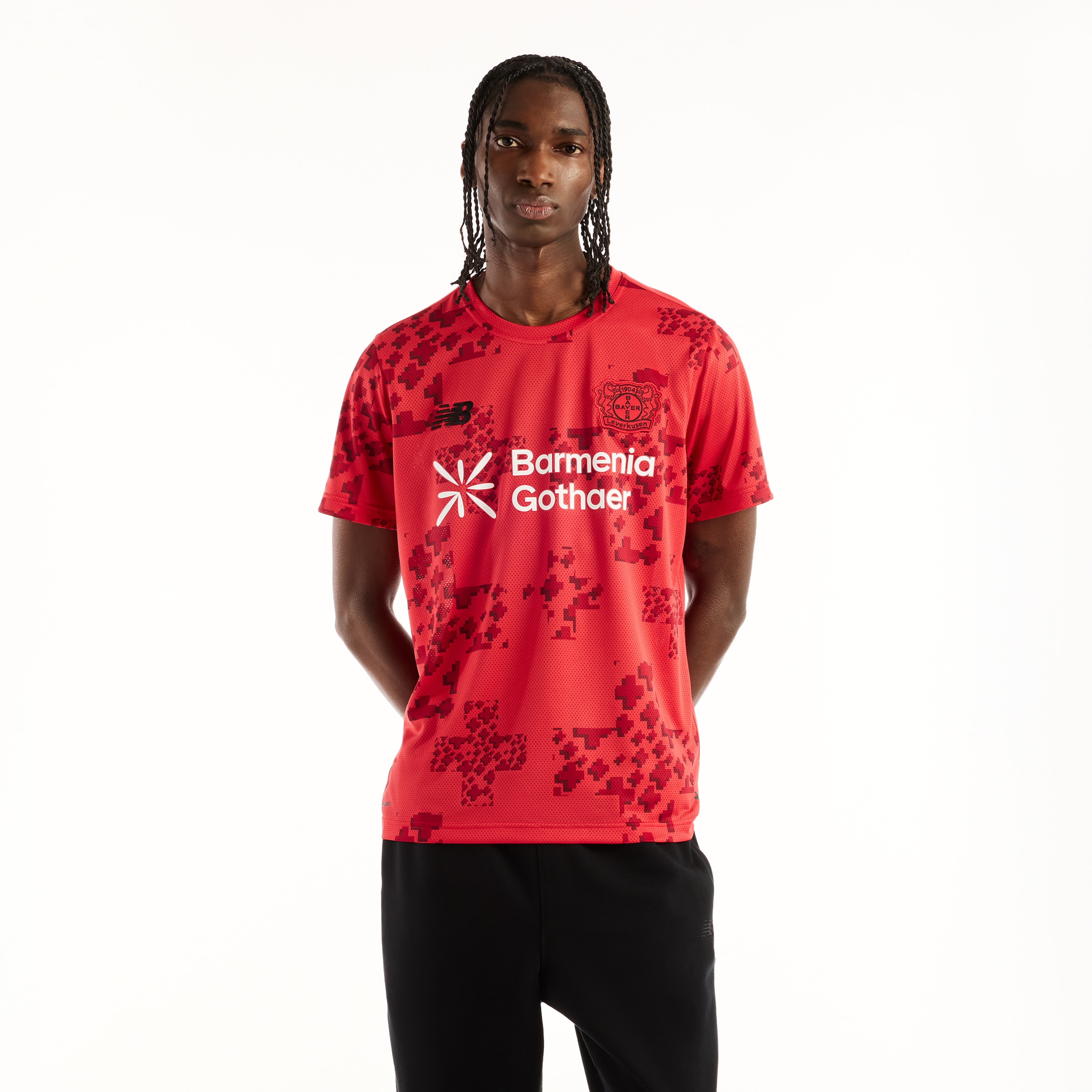 New Balance T-Shirt "Bayer 04 26/27 Match Jersey" mit Rundhalsausschnitt, Kurzarm-Ausführung, sportlicher Stil