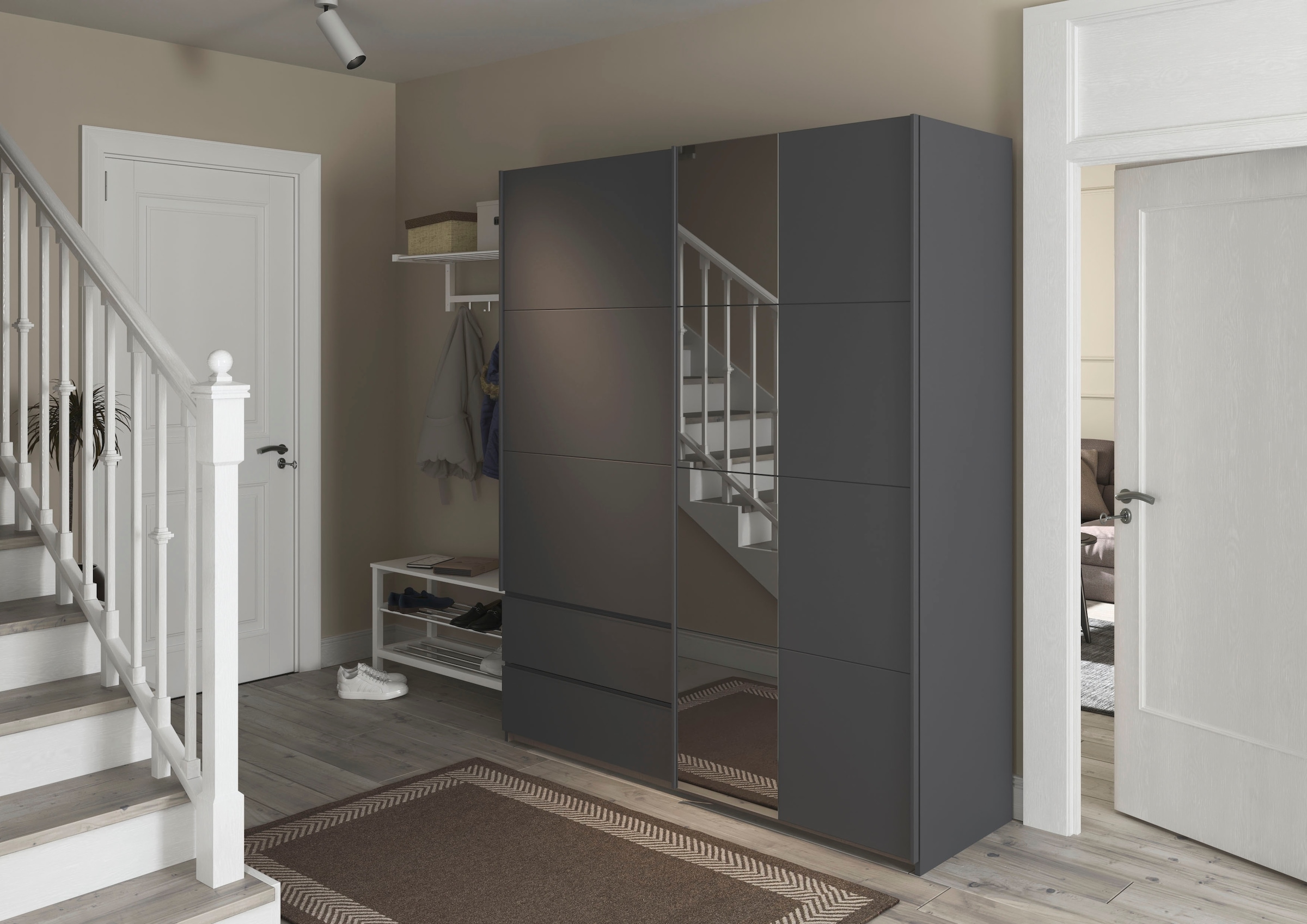 rauch Schwebetürenschrank »Kleiderschrank Schrank Garderobe Wäscheschrank SEVILLA mit Spiegel«, (in 3 verschiedenen Ausstattungen BASIC/CLASSIC/PREMIUM), Metall-Griffleisten alufarben oder Graumetallic MADE IN GERMANY