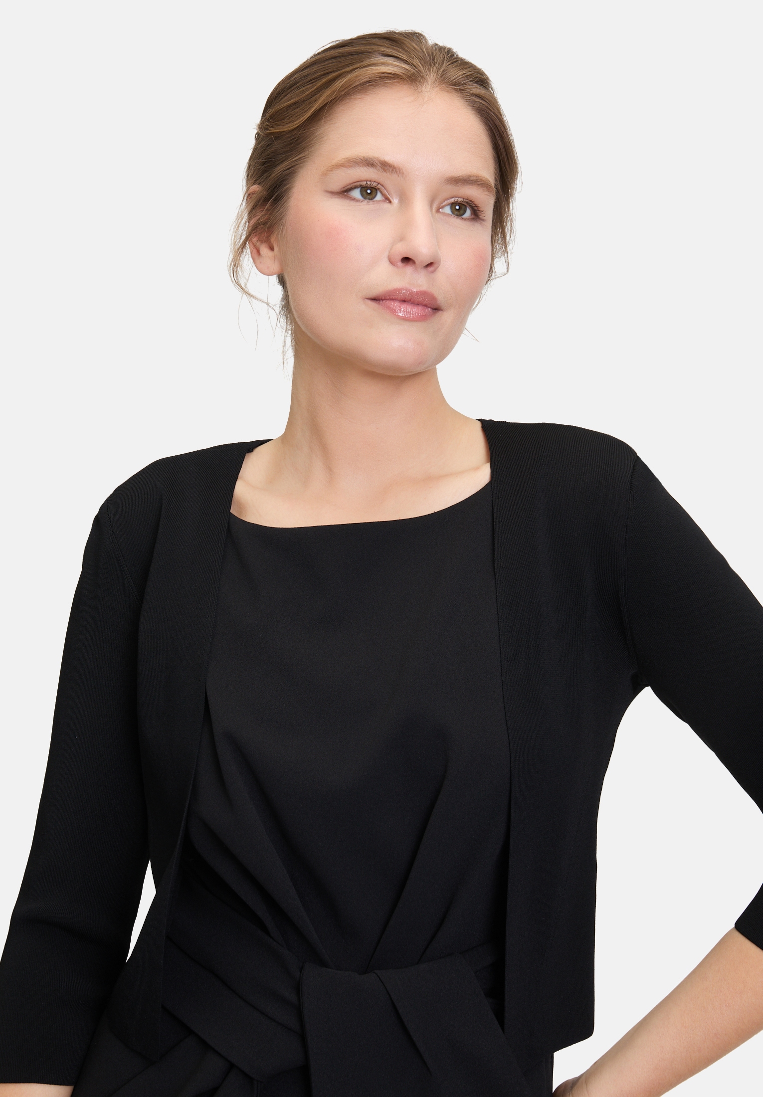 Vera Mont Strickjacke »Vera Mont Strickbolero langarm«, Ärmelschlitz