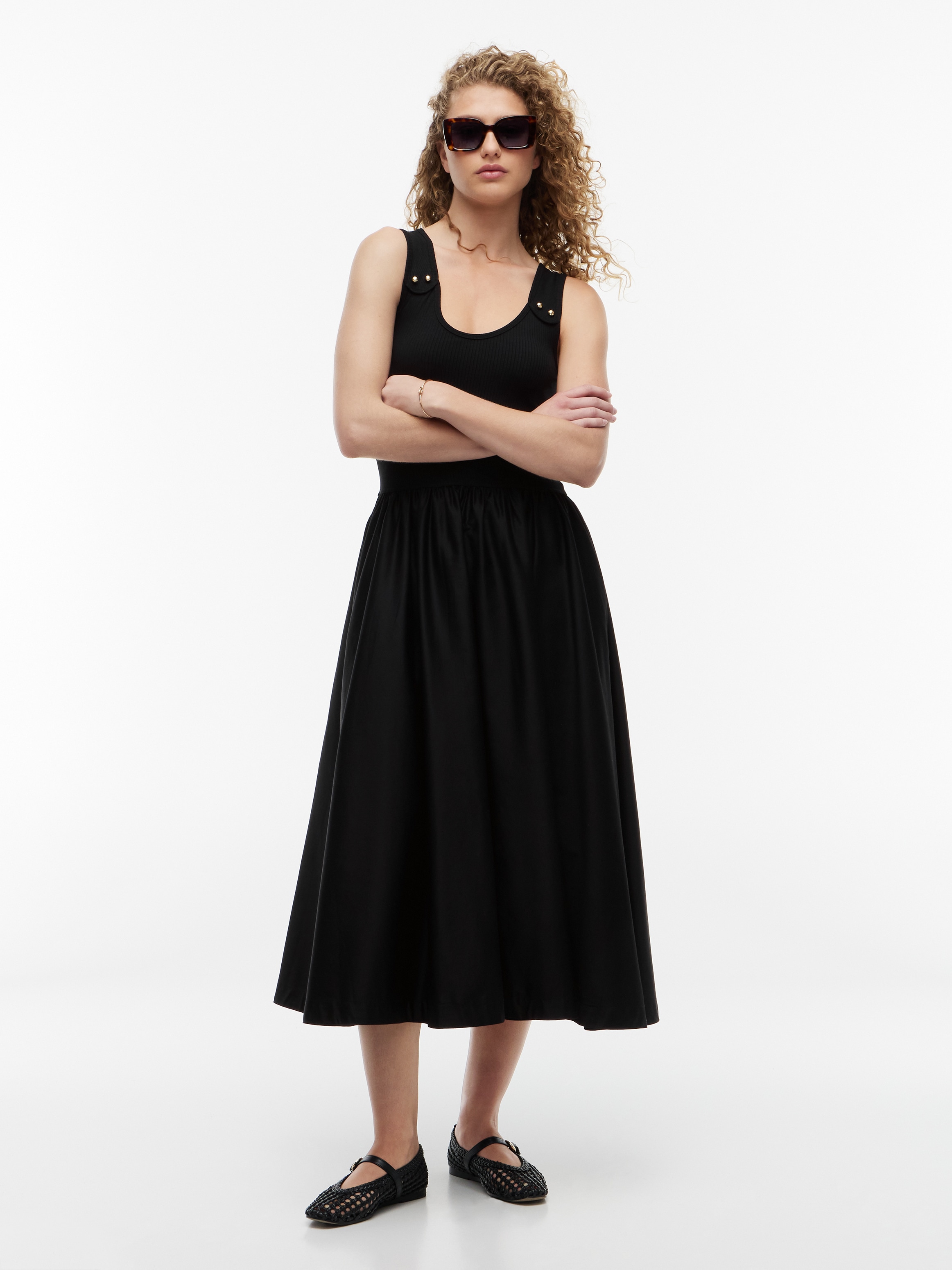 Tommy Hilfiger A-Linien-Kleid "5X2 RIB MIX MEDIA DRESS" Eingrifftaschen Baumwollmischung, figurbetont, Oberteil in gerippter Struktur