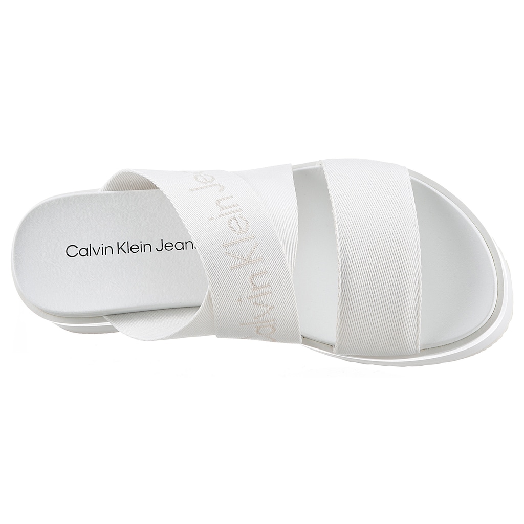 Calvin Klein Jeans Pantolette »FLATFORM SANDAL WEBBING IN MR«, Plateau, Sommerschuh, Schlappen mit Logoschriftzug