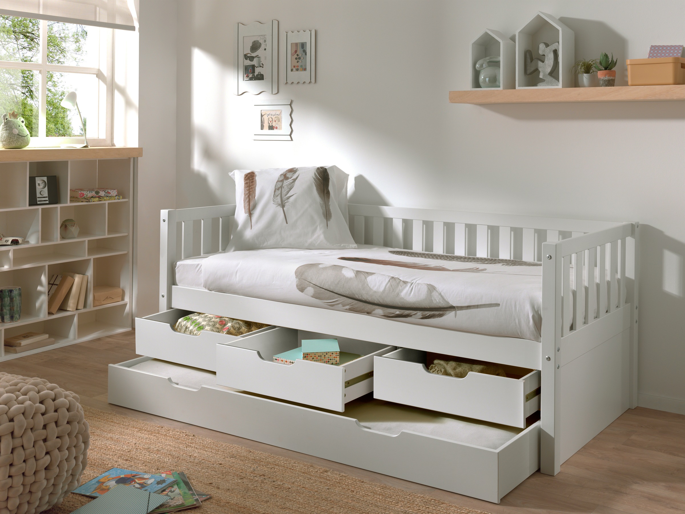 Vipack Einzelbett, (Made in Europe), Sprossenumrandung, Liegefläche 90x200 cm, in Milky Pine oder Weiß