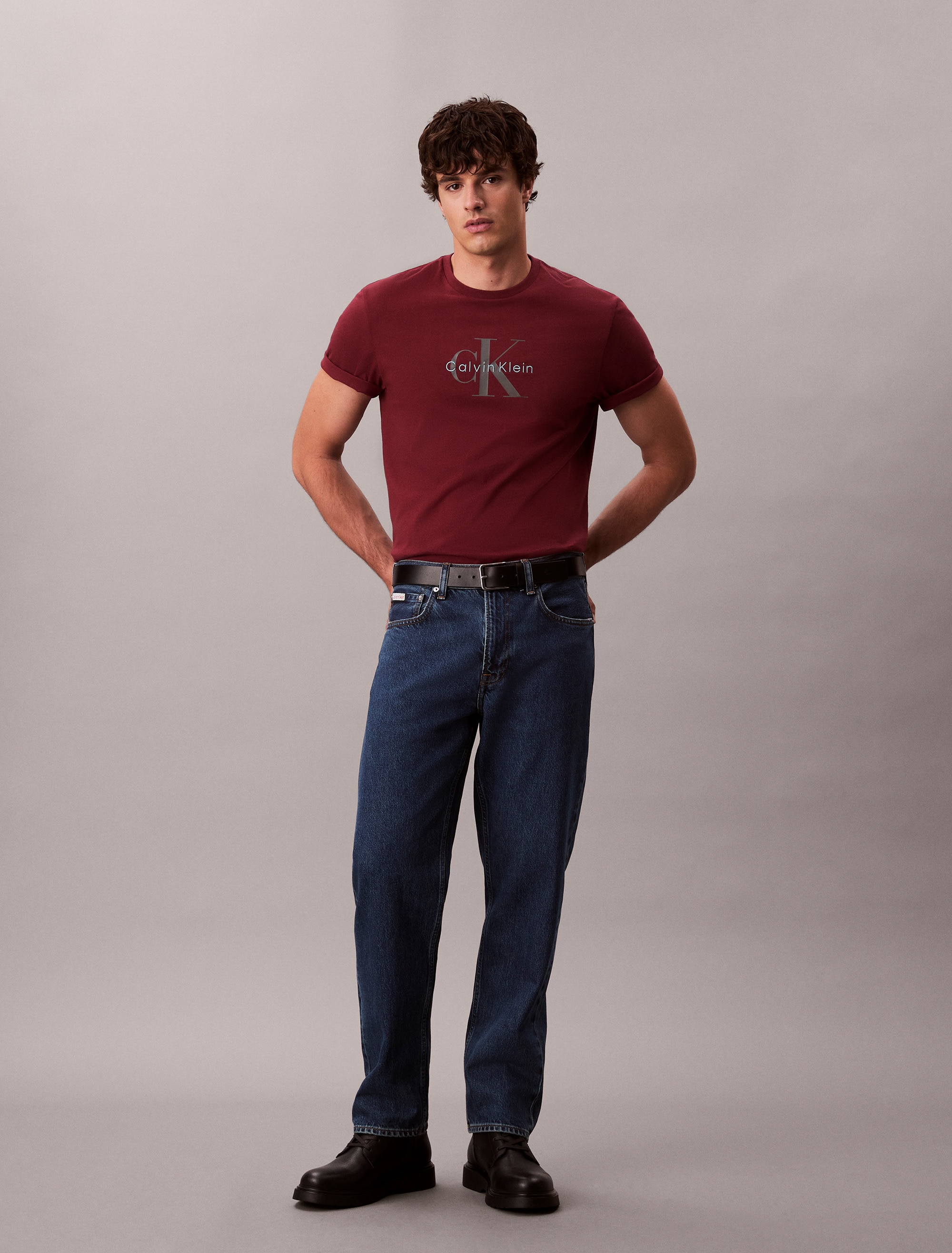 Calvin Klein "90S TAPER" tapered fit