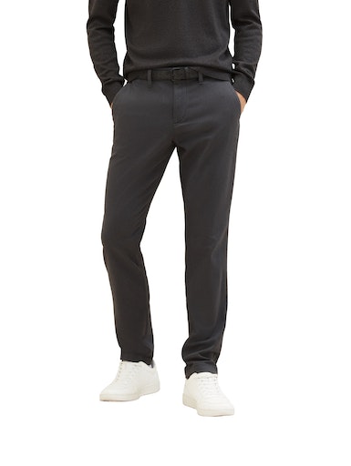 Chinohose, im klassischen Design