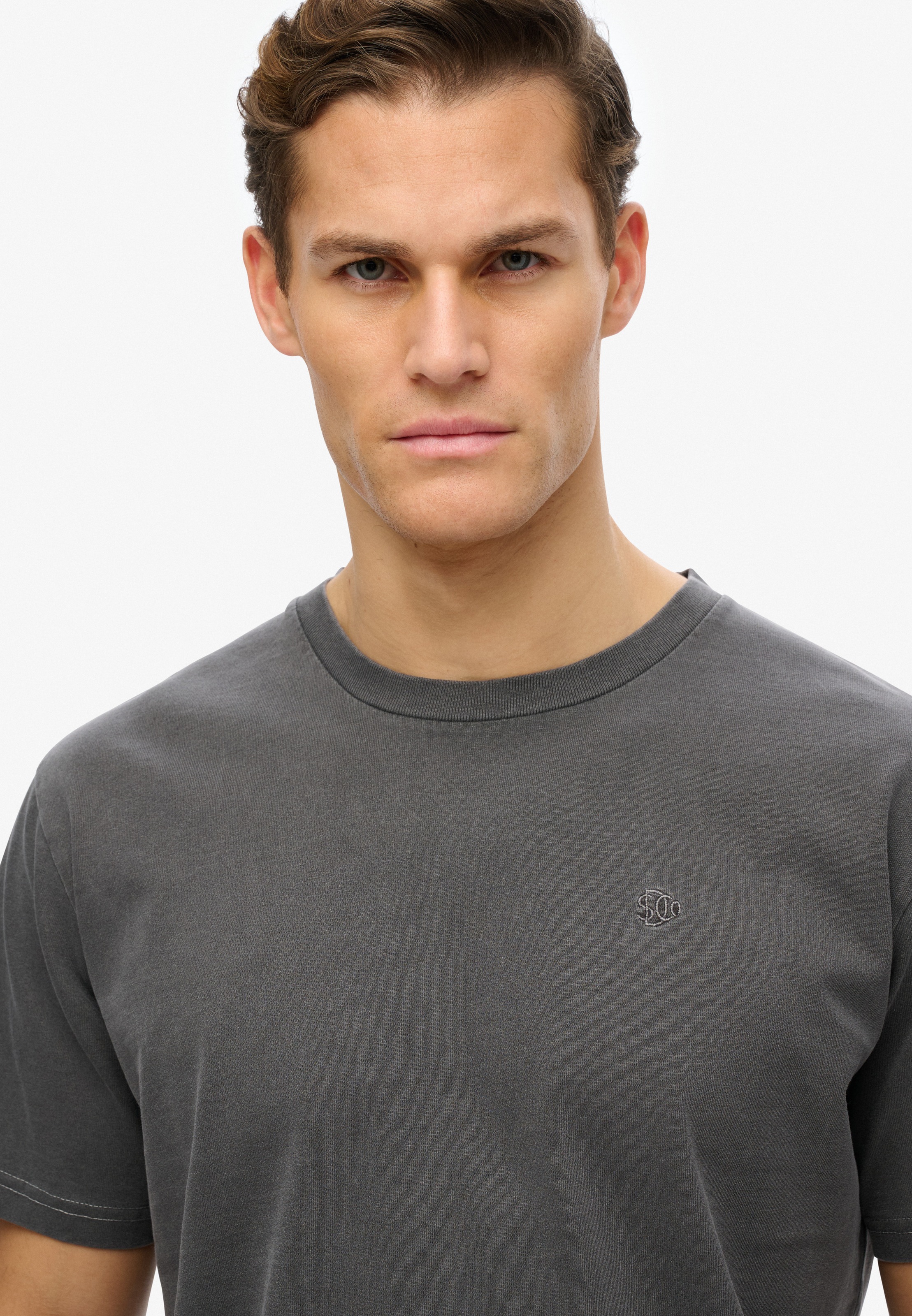 Superdry Rundhalsshirt »ESSENTIALS RELAXED TEE«