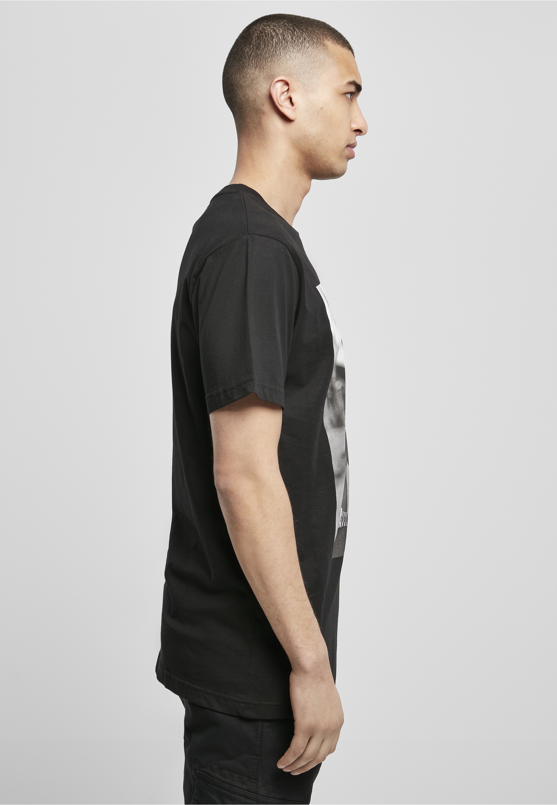 Merchcode Kurzarmshirt »Merchcode Herren 2Pac F*ck The World Tee« 1 Stk.