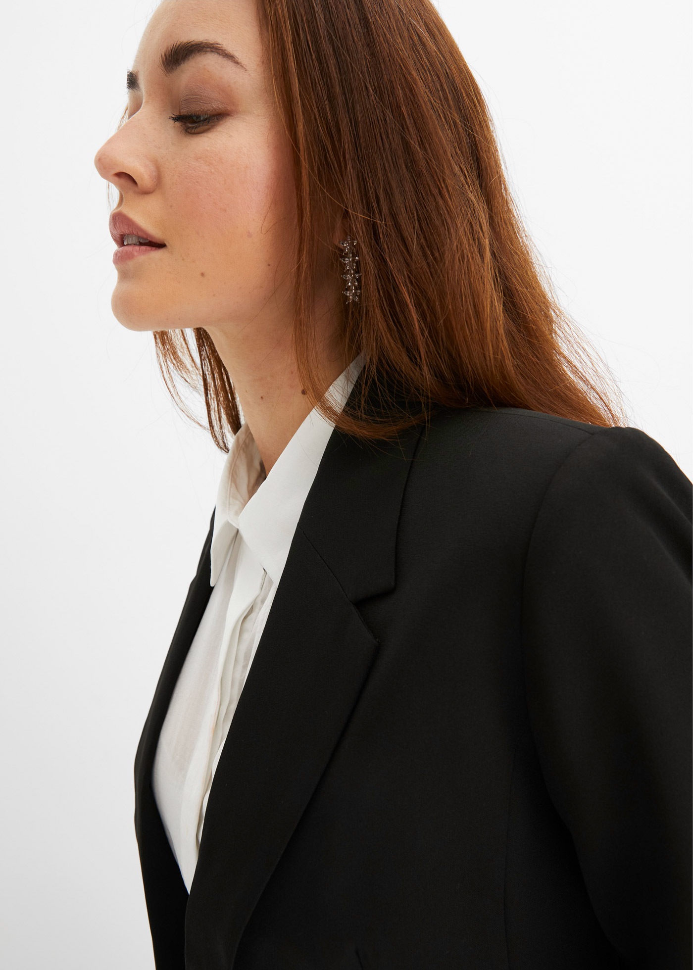 Thumbnail - bonprix Kurzblazer "Kurzblazer" eleganter Stil, Slim Fit, aus Polyester und Elasthan