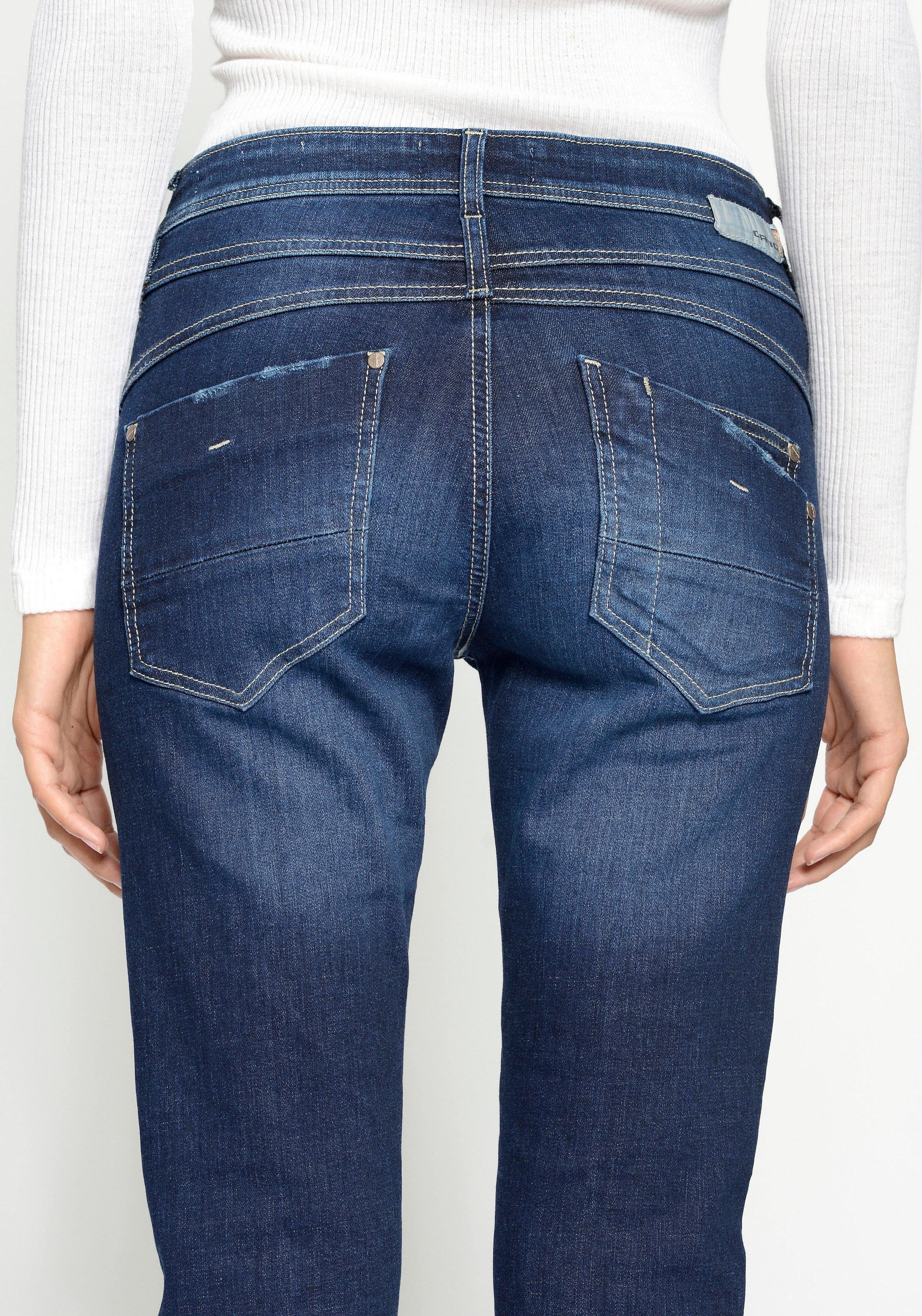 GANG Relax-fit-Jeans »94AMELIE CROPPED«, in 5-Pocket-Style