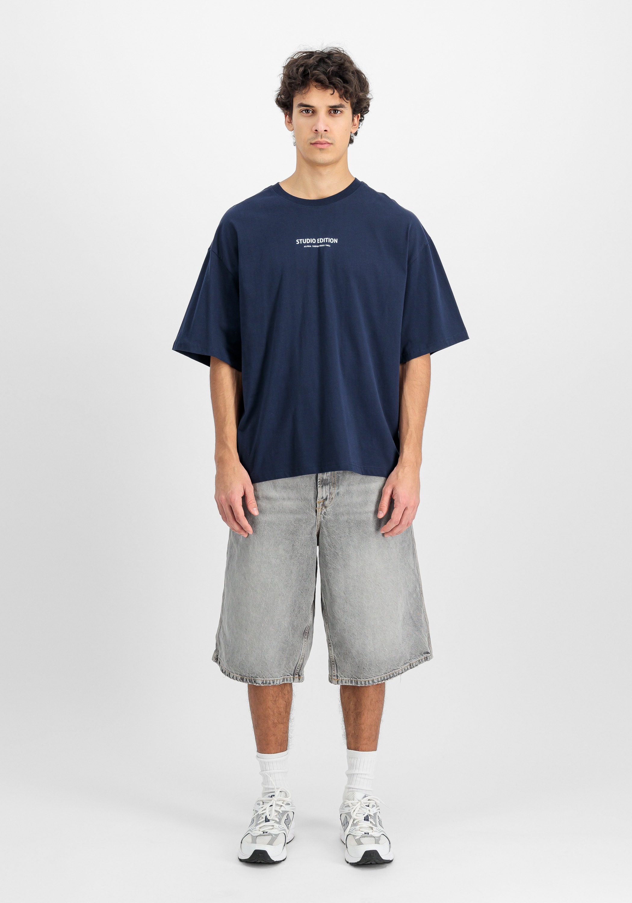 Thumbnail - Alpha Industries T-Shirt "Studio Edition Backprint T-Shirt"