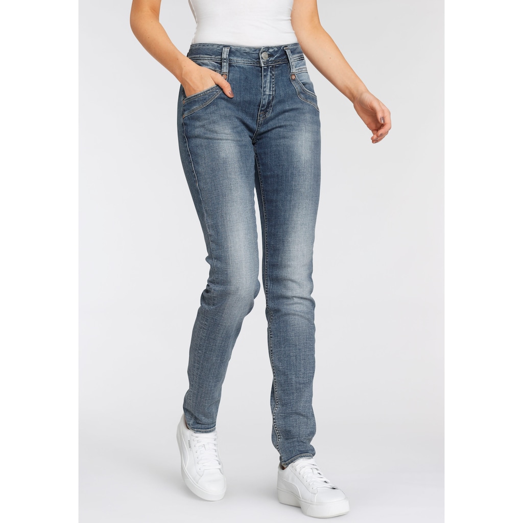 Herrlicher High-waist-Jeans »RADINA RECYCLED DENIM«, mit leichtem Push-Up-Effekt