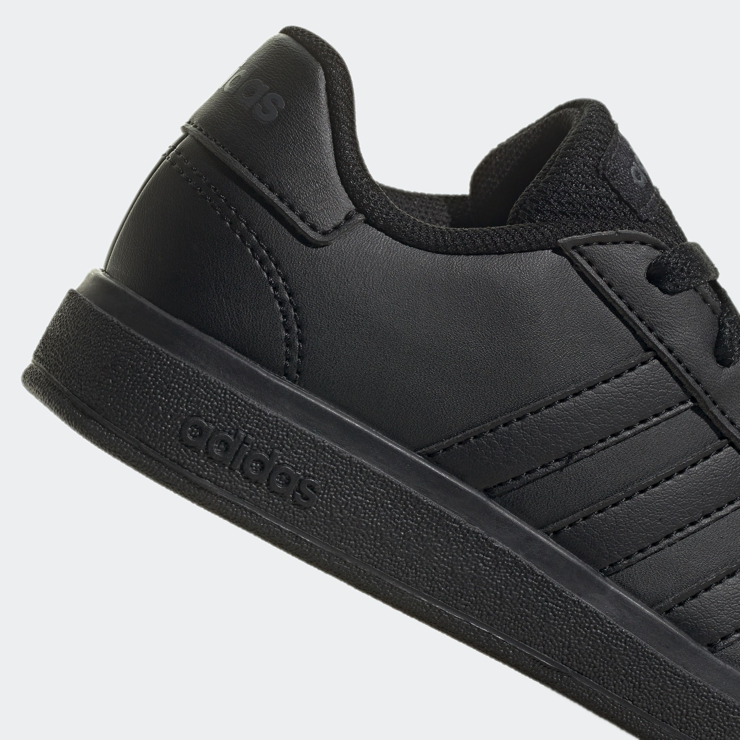 adidas Sportswear Sneaker »GRAND COURT LIFESTYLE TENNIS LACE-UP«, Design auf den Spuren des adidas Superstar